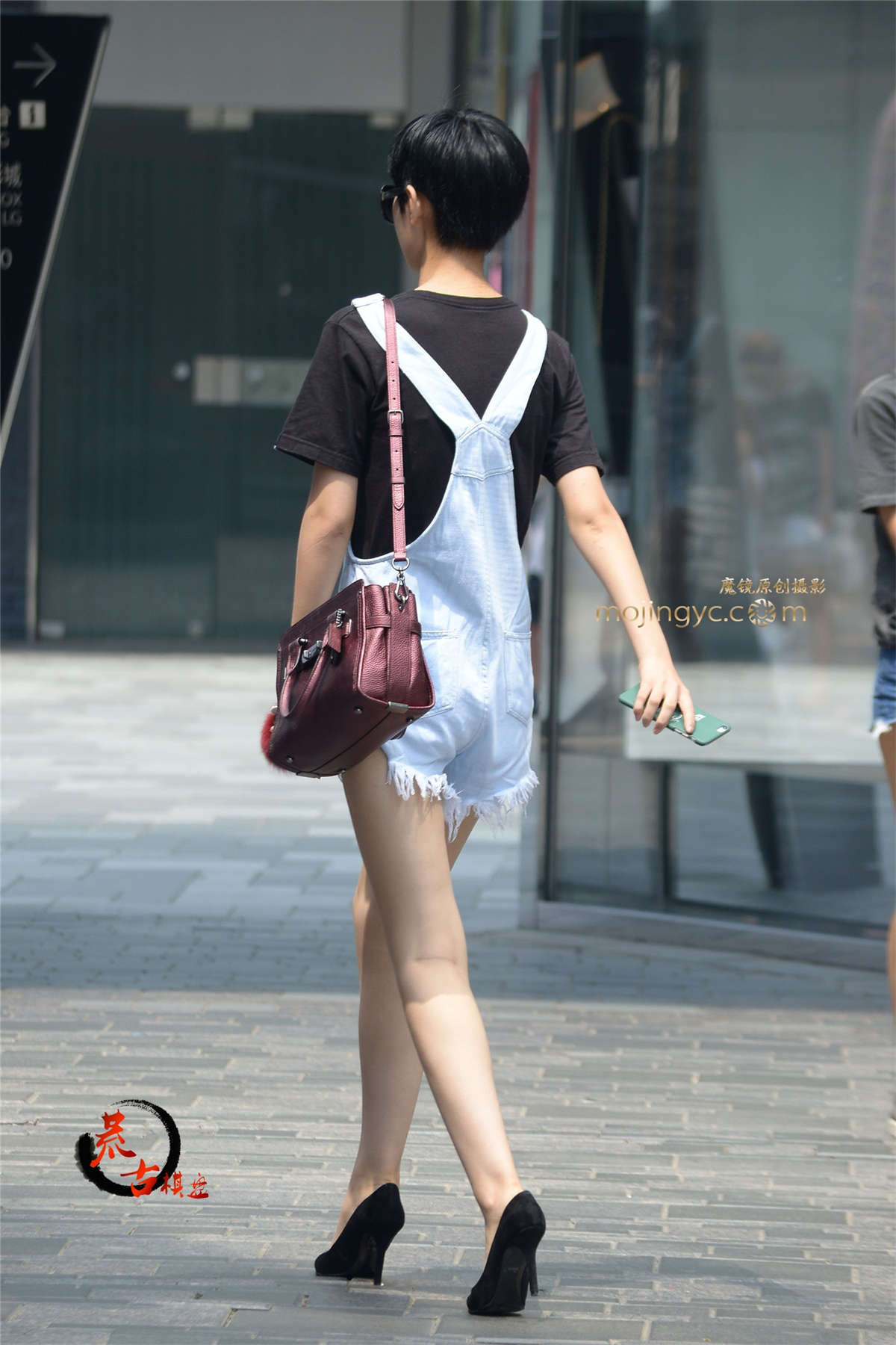 11-2短发高跟美腿-日更街拍
