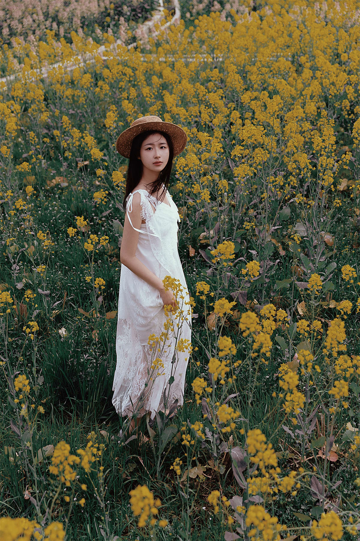 YITUYU艺图语 2023.04.01 野蛮生长 杨佳欣插图1