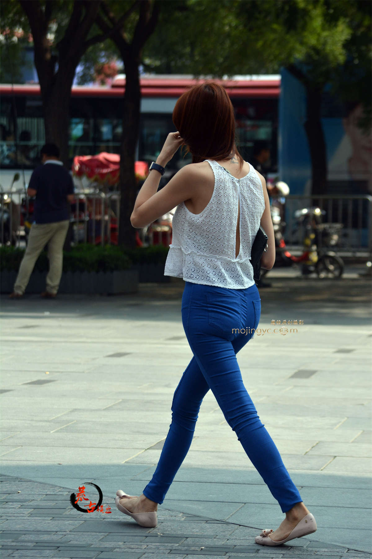 图片[2]-11-3 美臀-日更街拍