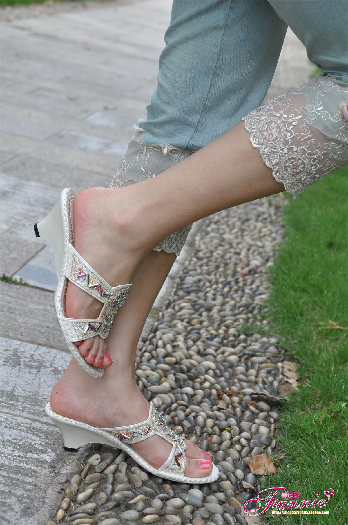 Fannie芬妮美足园NO.357 夏日阳光 细雨和微风（1）插图1