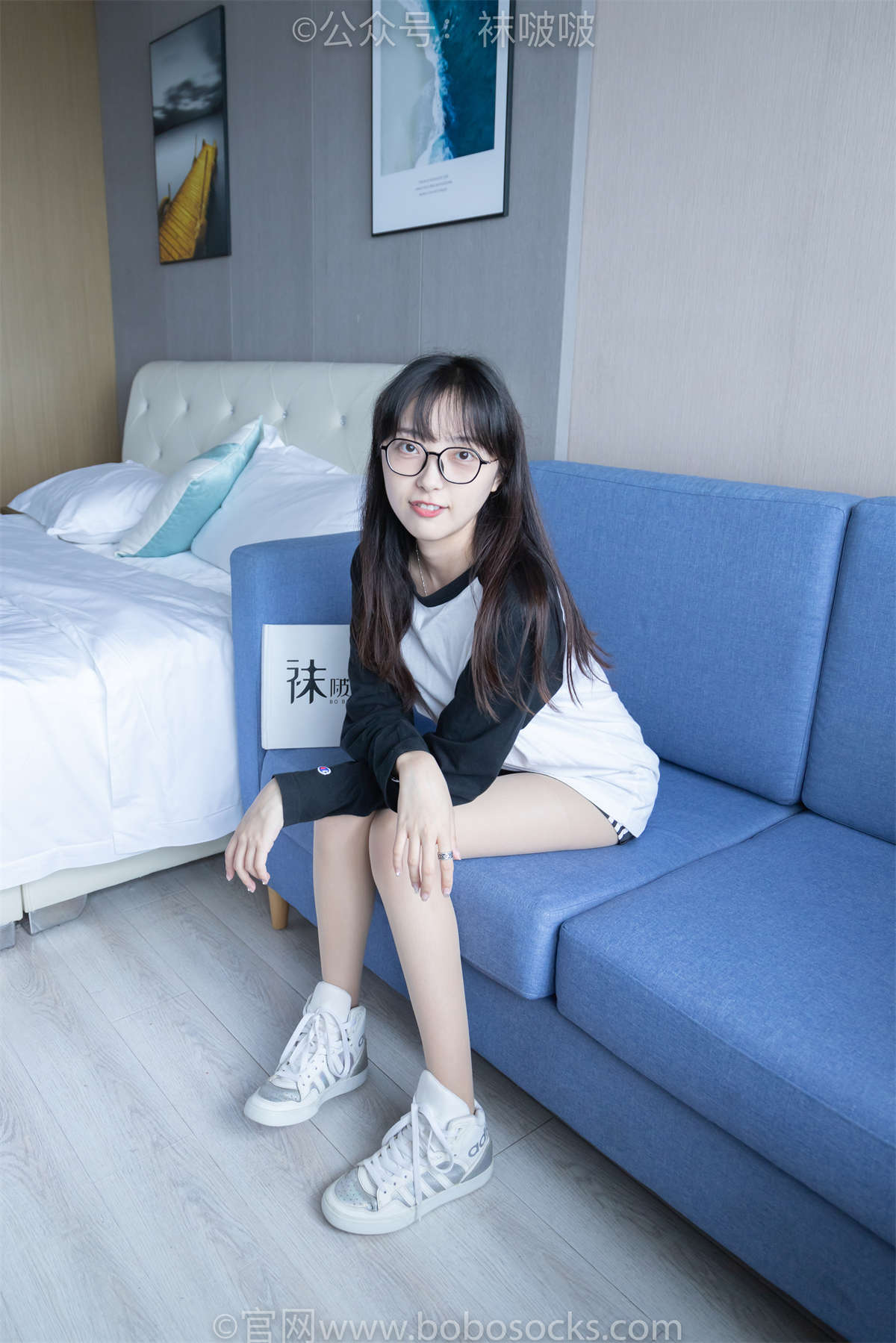 图片[2]-袜啵啵 No.015 稚予-阿迪板鞋、白色短棉袜、肉丝（脚尖加固款）常规版-日更街拍
