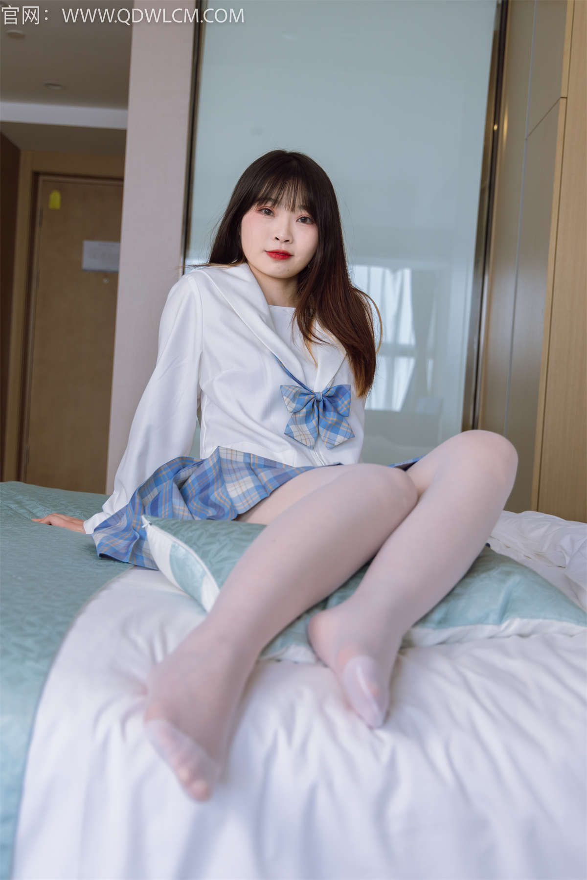 物恋传媒 NO.1209 挽挽-孤海未蓝-日更街拍