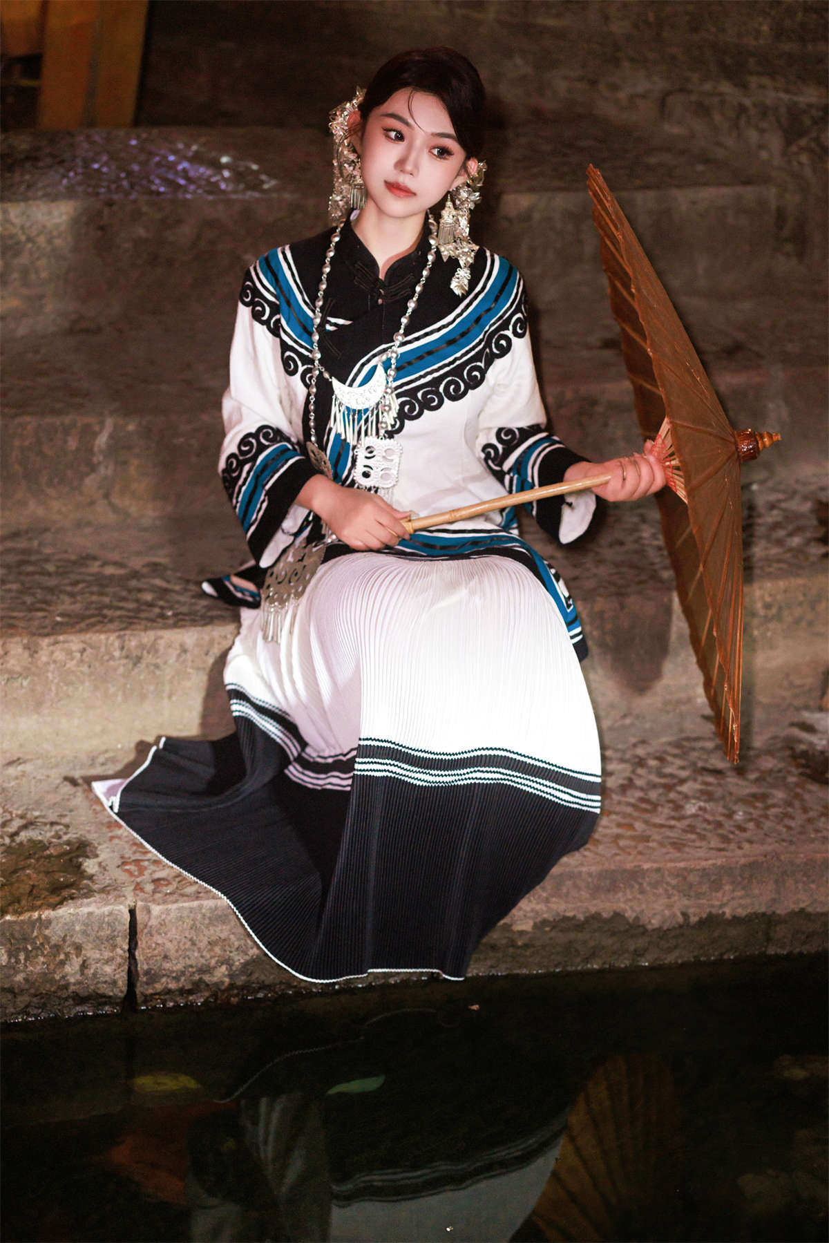 YITUYU艺图语 2023.08.12 空谷幽兰 裴同学插图1