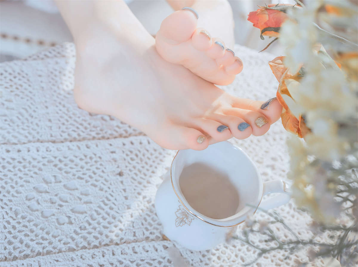 桃良阿宅 女仆2B-日更街拍