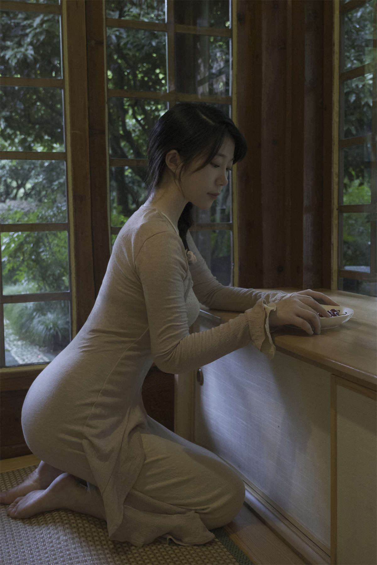 YITUYU艺图语 2023.06.26 红了樱桃 菠菜三明治-日更街拍