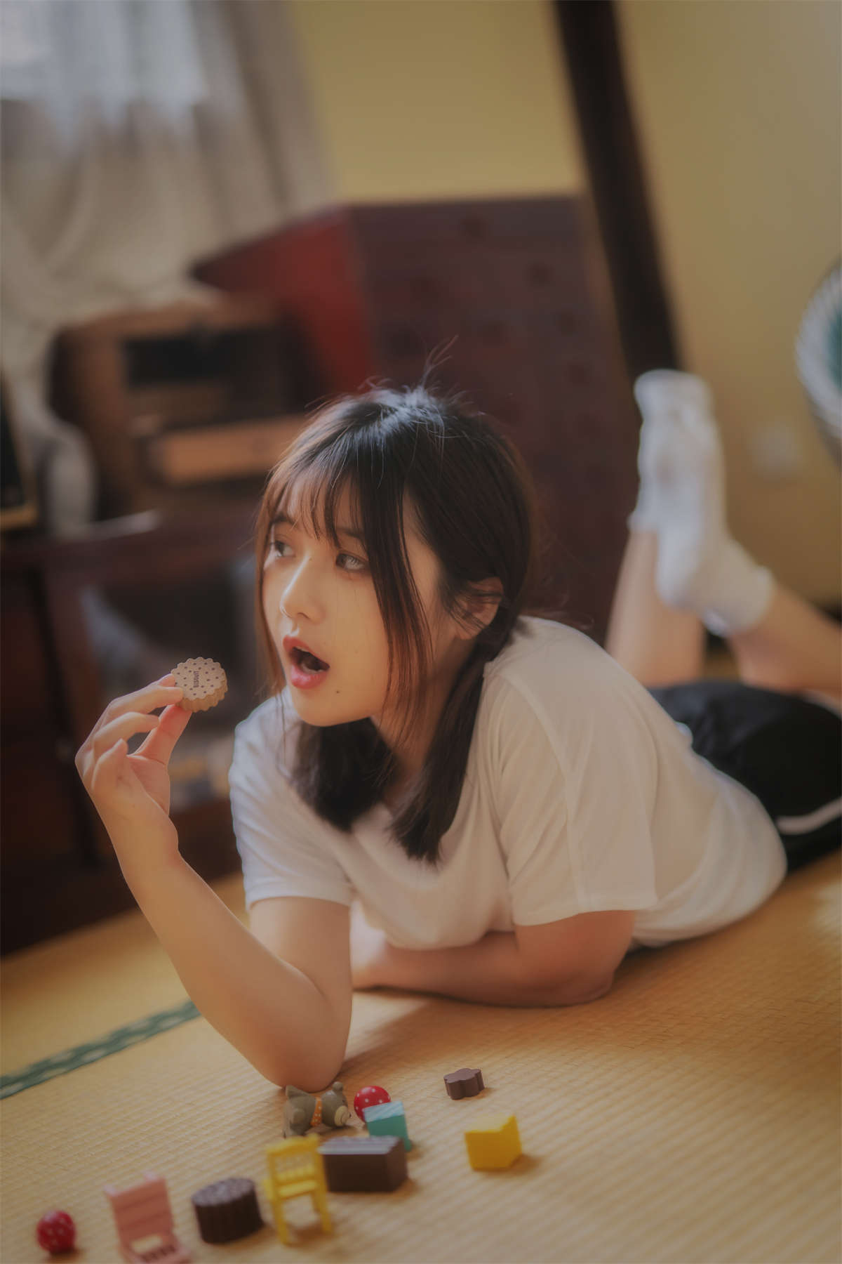 YITUYU艺图语 2023.04.02 午后少女 ake阿颗好饿呀插图1