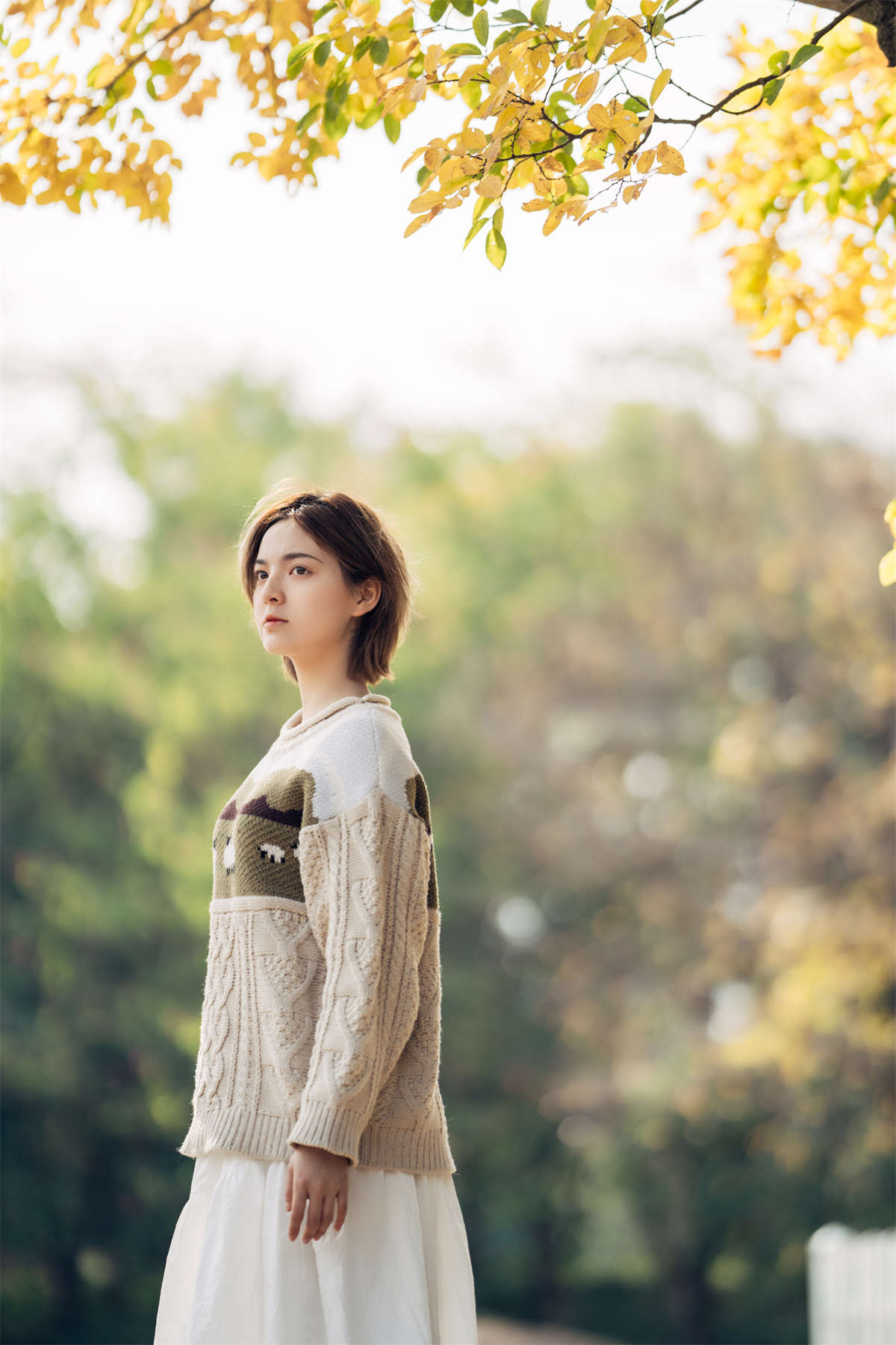 图片[2]-YITUYU艺图语 2022.01.25 暖冬银杏，18岁的素颜女孩 dudu-日更街拍