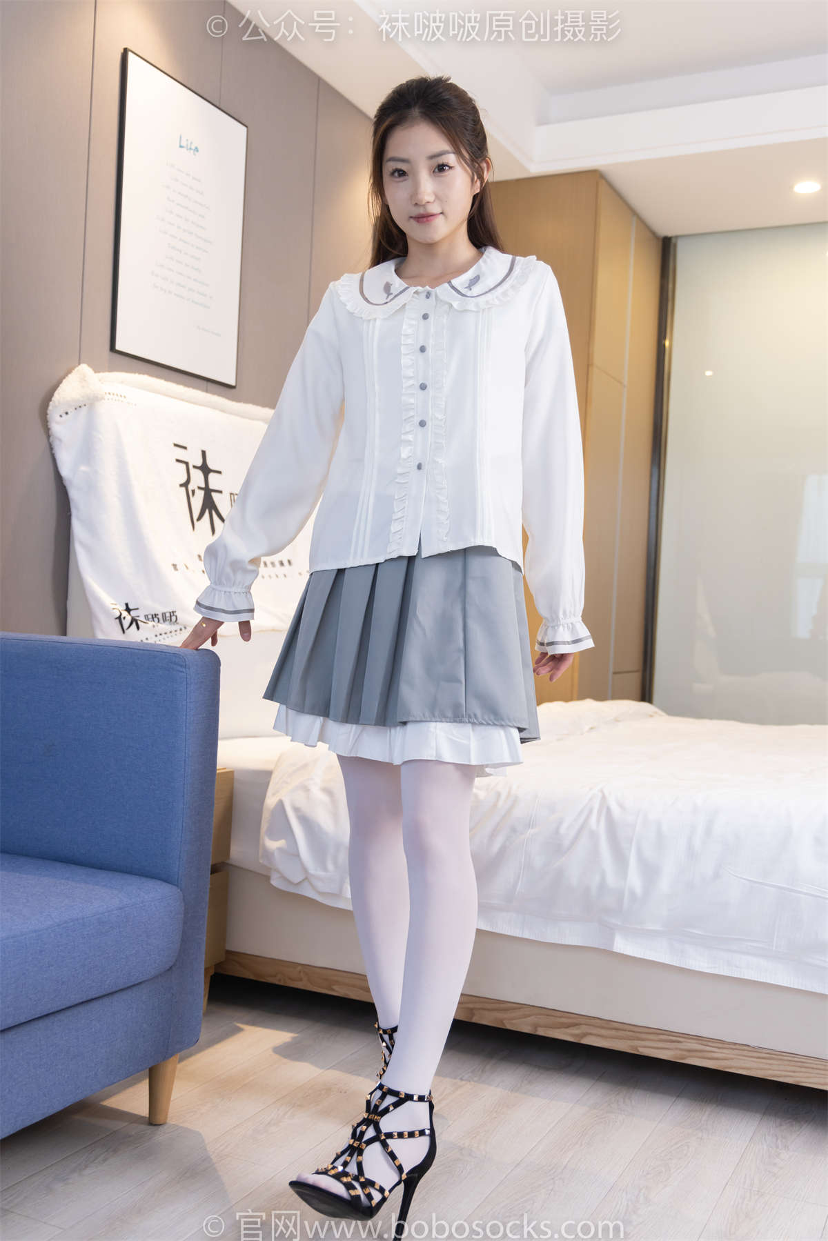 袜啵啵 No.211 小沫-高跟鞋、厚白丝 花絮版-日更街拍