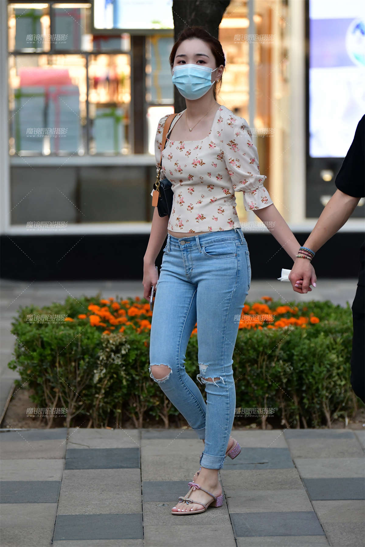 ★气质牛仔裤美女★-日更街拍