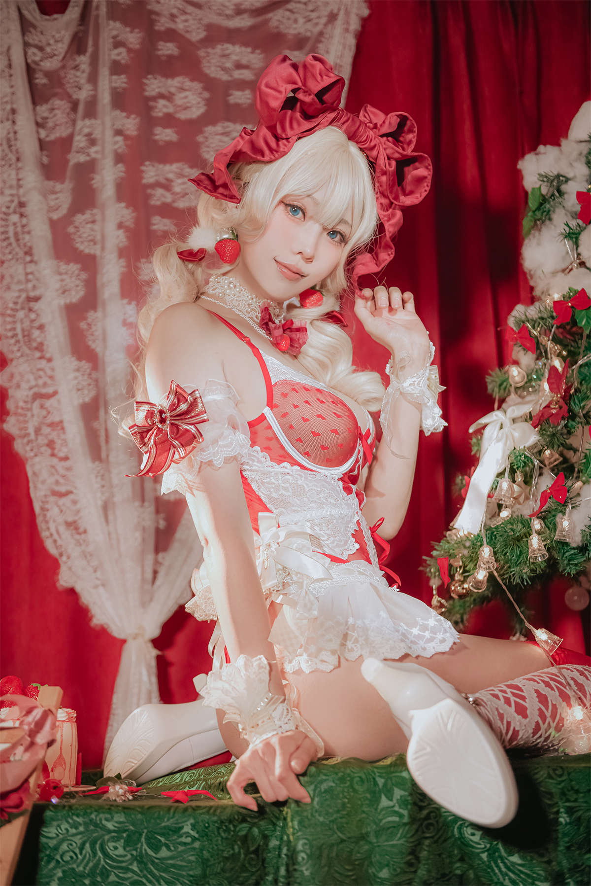 Ely_eee(ElyEE子) 草莓蛋糕少女-日更街拍