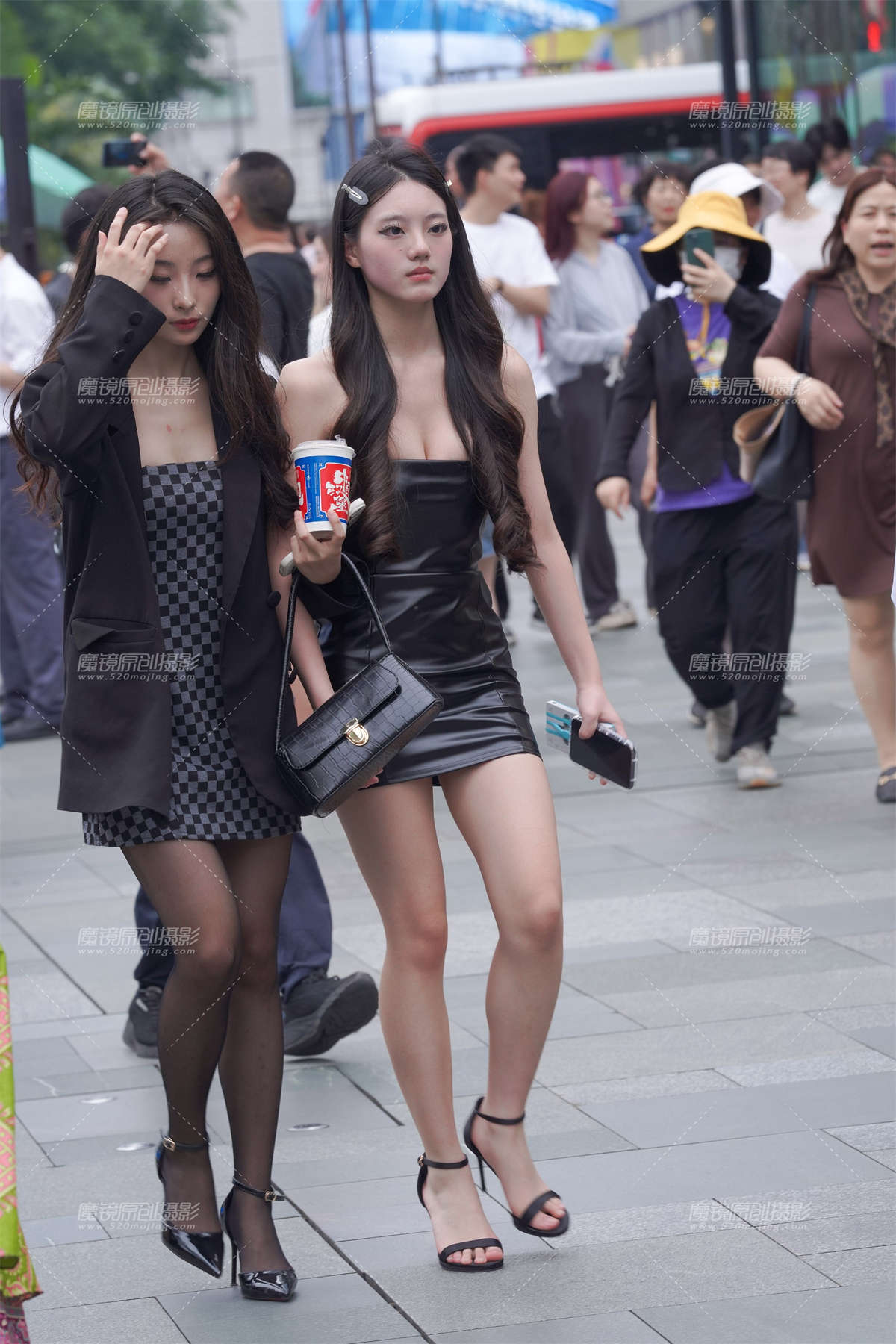 图片[2]-白嫩小妹-日更街拍