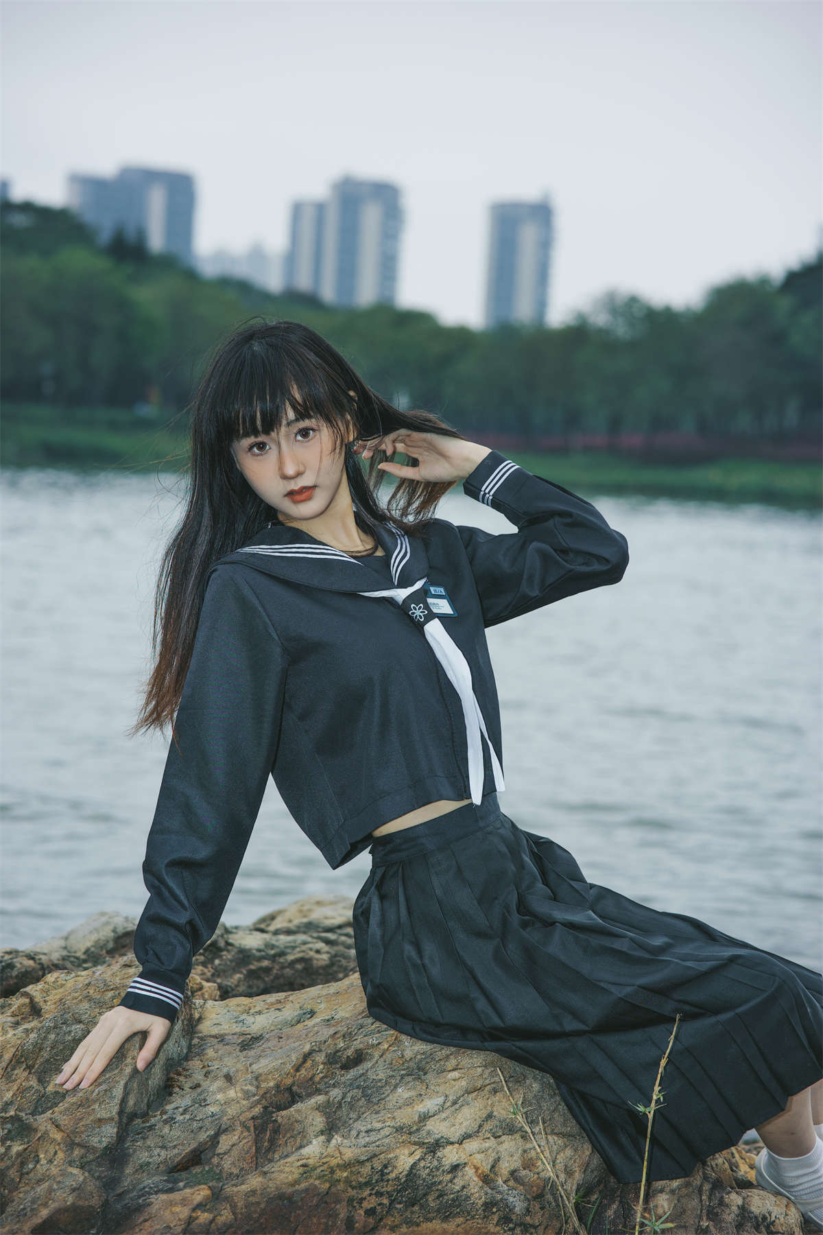 YITUYU艺图语 2023.04.10 失落的水手女孩儿 小诗插图1