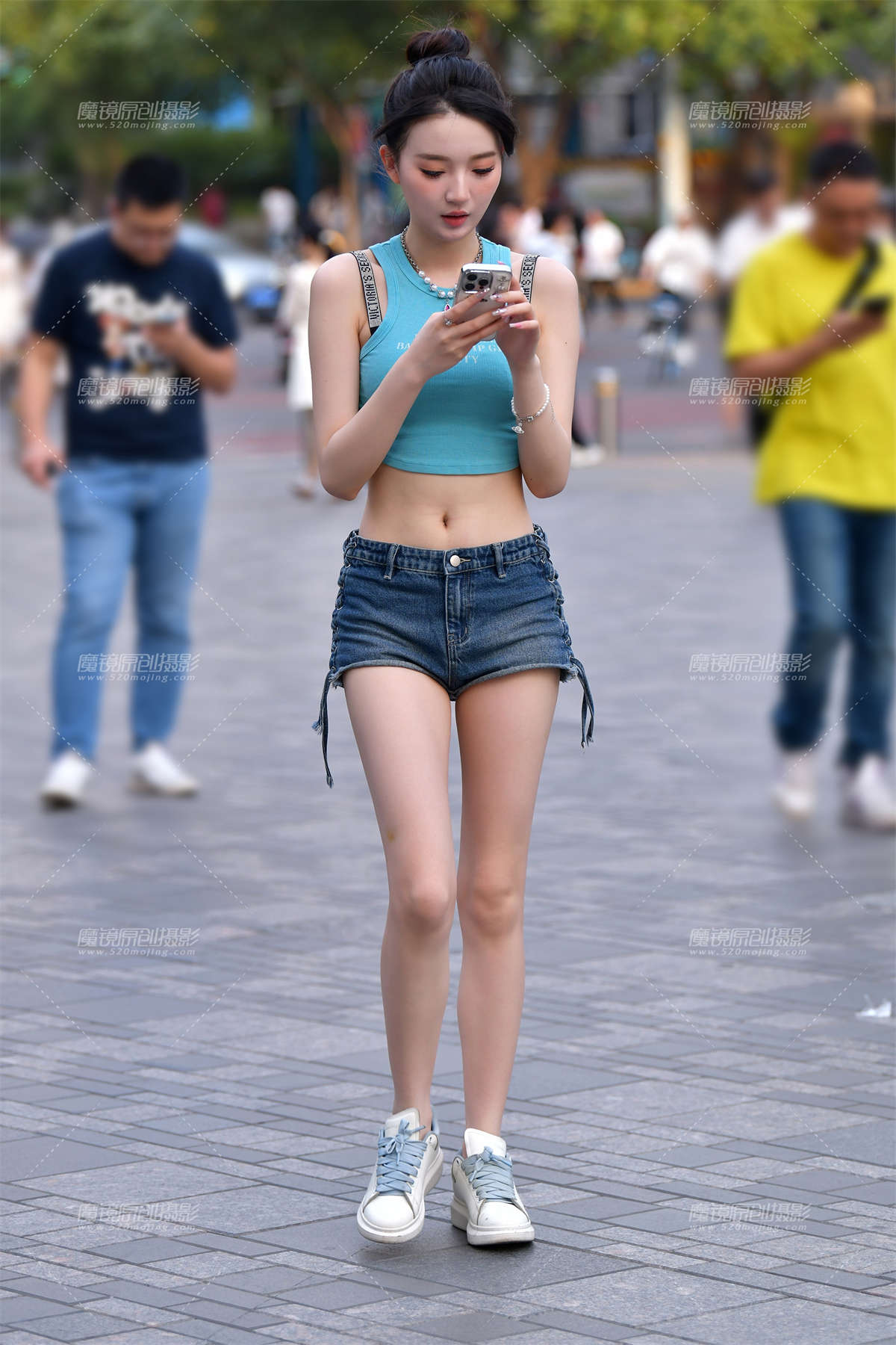 图片[2]-★清纯热裤美女-日更街拍