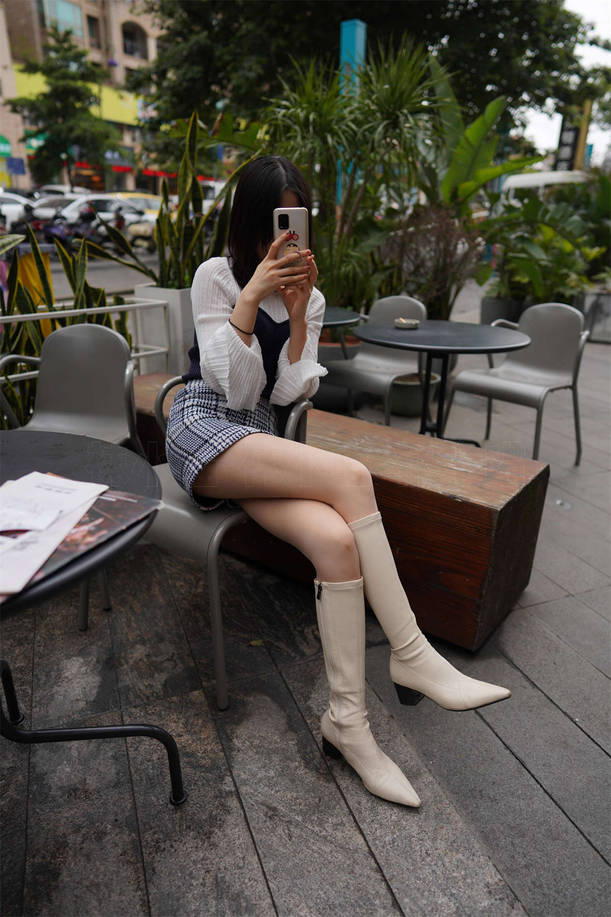 图片[2]-kittyWawa袜小喵 KT280 户外休闲吧-日更街拍