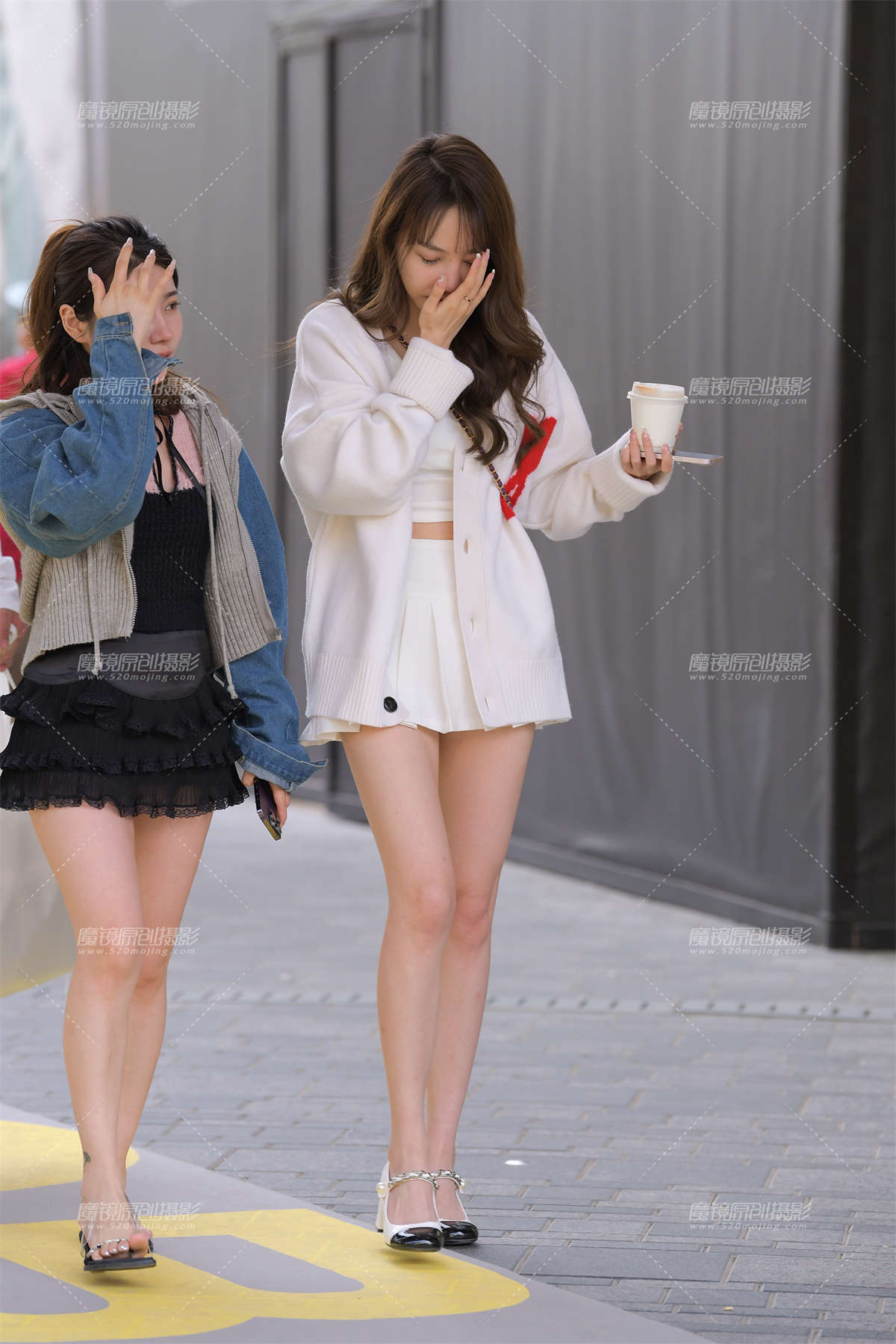 笔直美腿美女-日更街拍