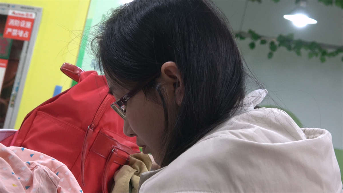 图片[2]-肉丝高跟美脚-日更街拍