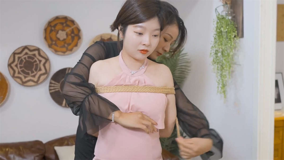 图片[2]-Ligui丽柜视频 2023.03.16 紧缚全过程-上 糖果-日更街拍