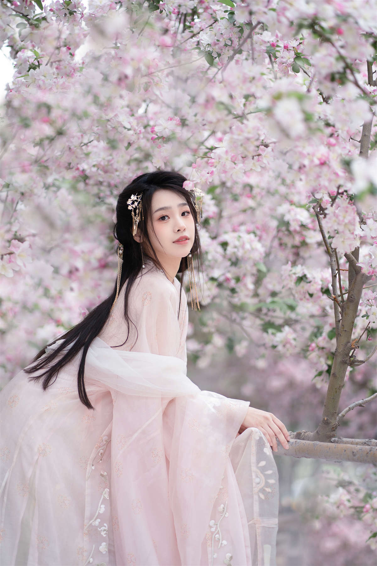 YITUYU艺图语 2023.04.16 十里春风不如你 小甘甘xx-日更街拍