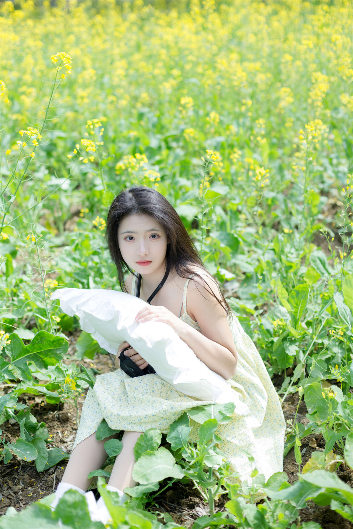 YITUYU艺图语 2023.04.11 花田梦游 木柚插图1