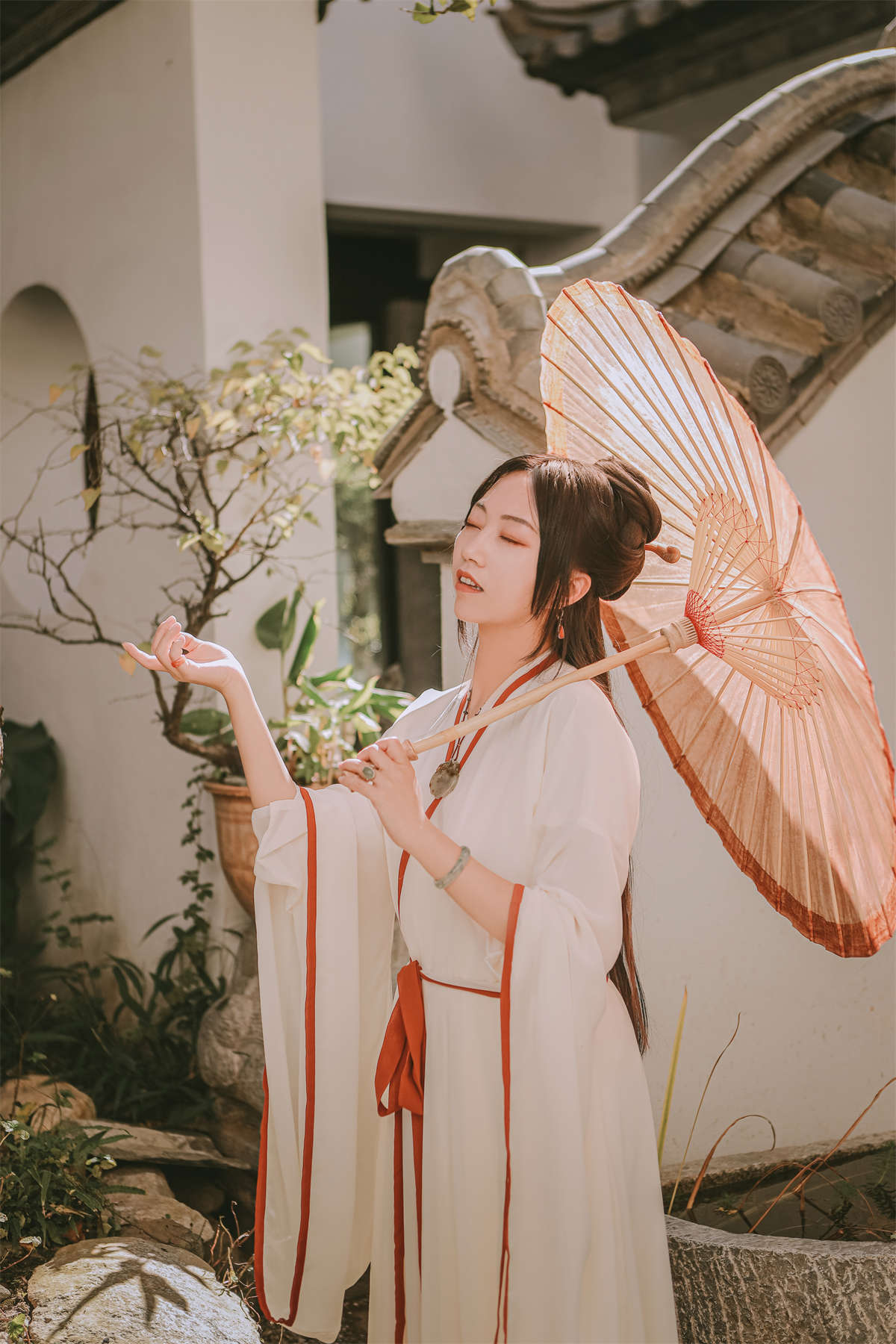 图片[2]-YITUYU艺图语 2022.02.22 闲愁一半 彭娘-日更街拍