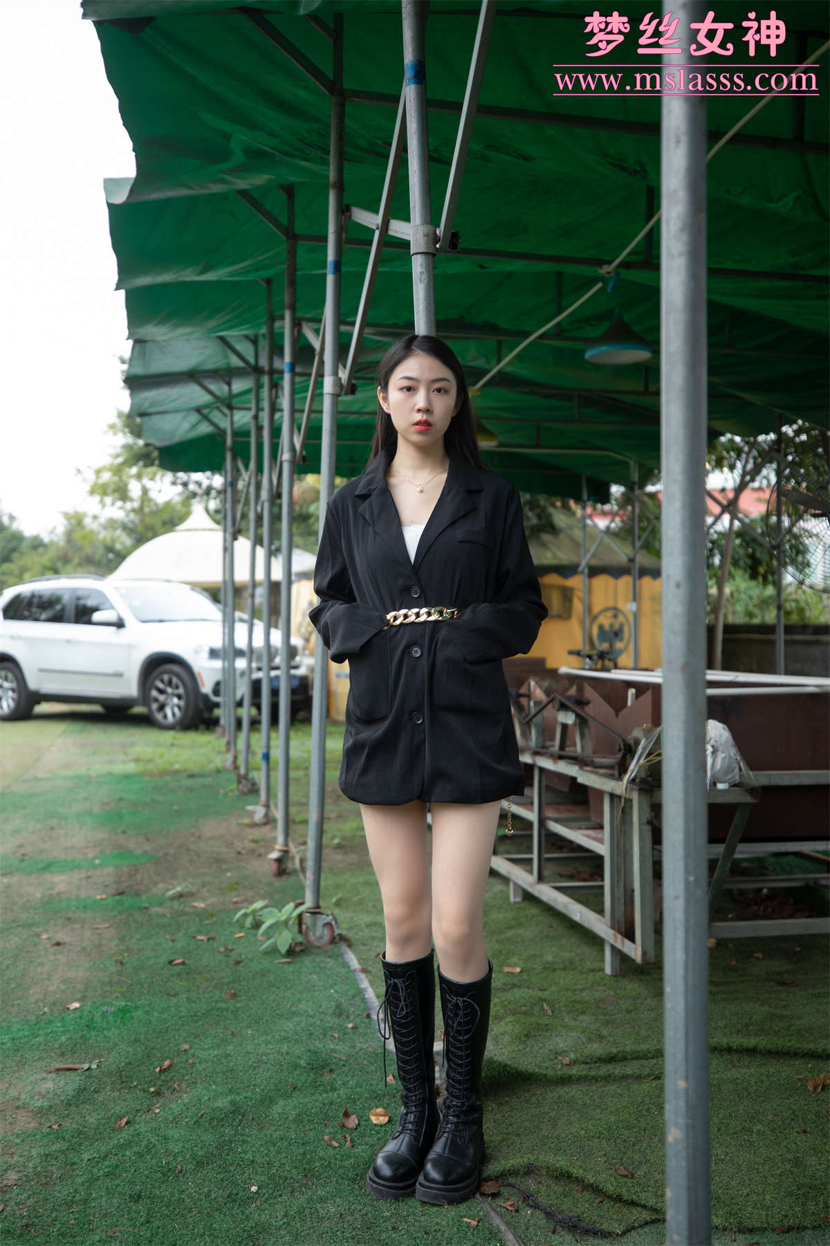 MSLASS梦丝女神 2021.10.21 新模超细腿 娜贝儿-日更街拍