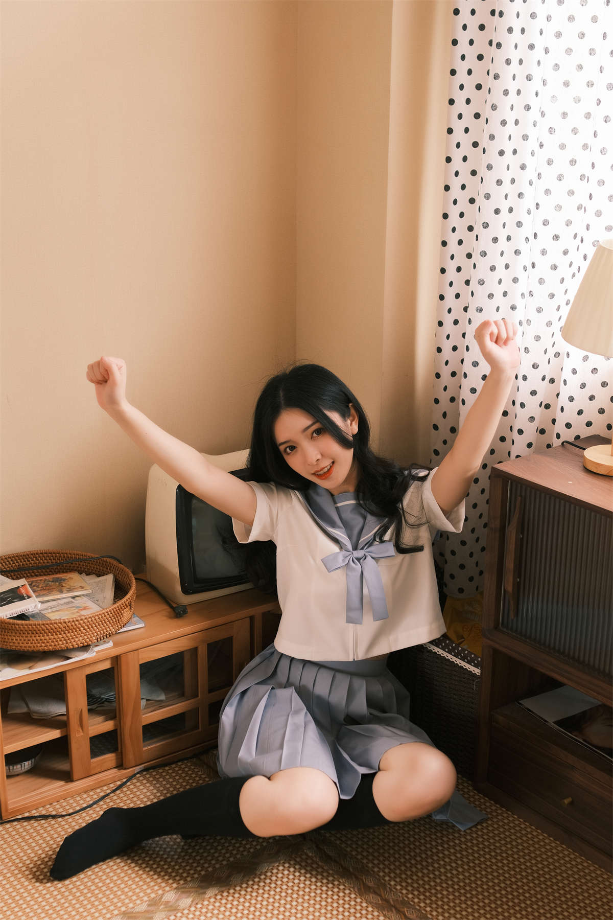 YITUYU艺图语 2022.05.22 没有夏的夏天 辛冉-日更街拍