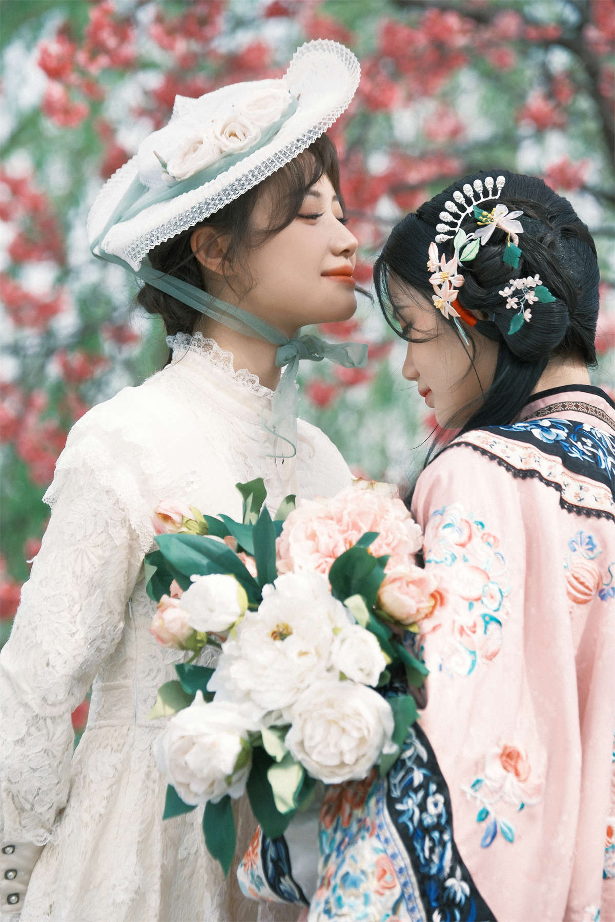 YITUYU艺图语 2023.04.11 两个女孩的故事 橘柑&缪缪-日更街拍