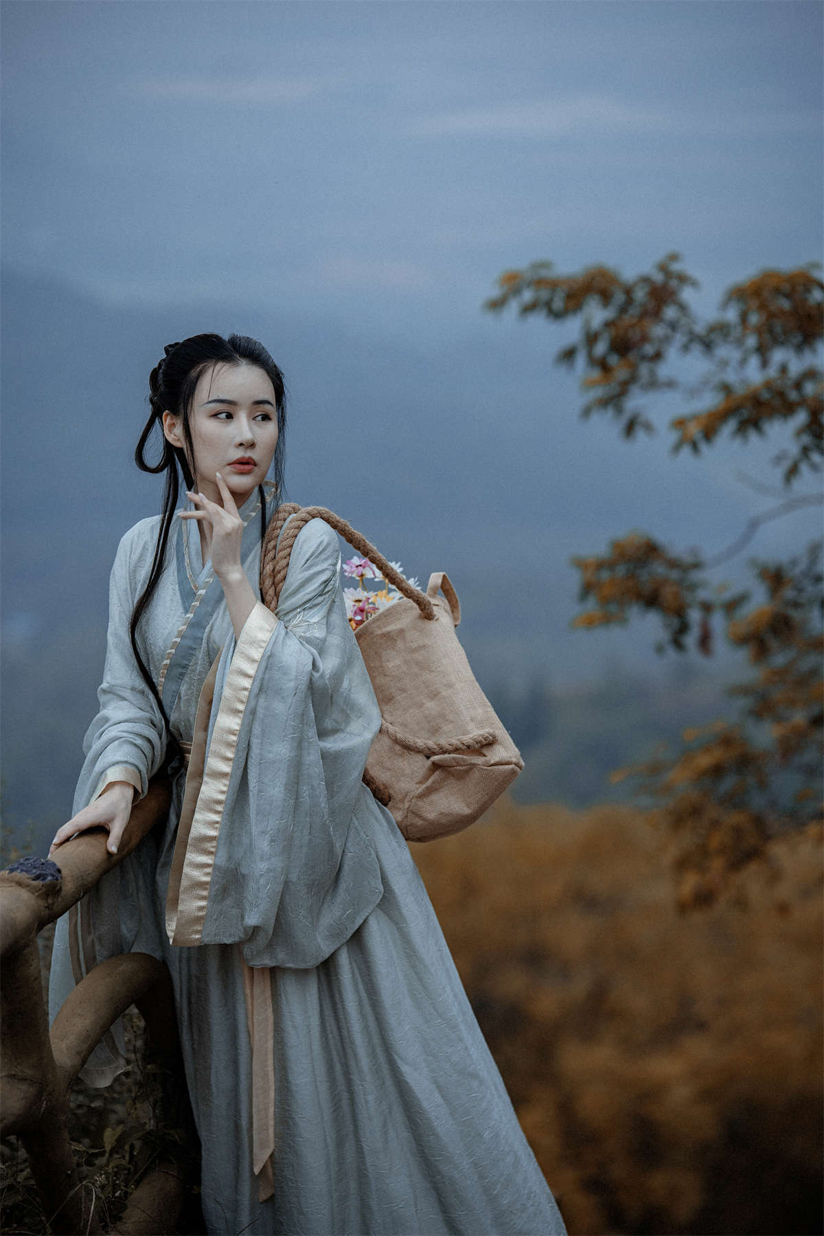 YITUYU艺图语 2022.02.22 远山无月见秋灯 雅熙-日更街拍