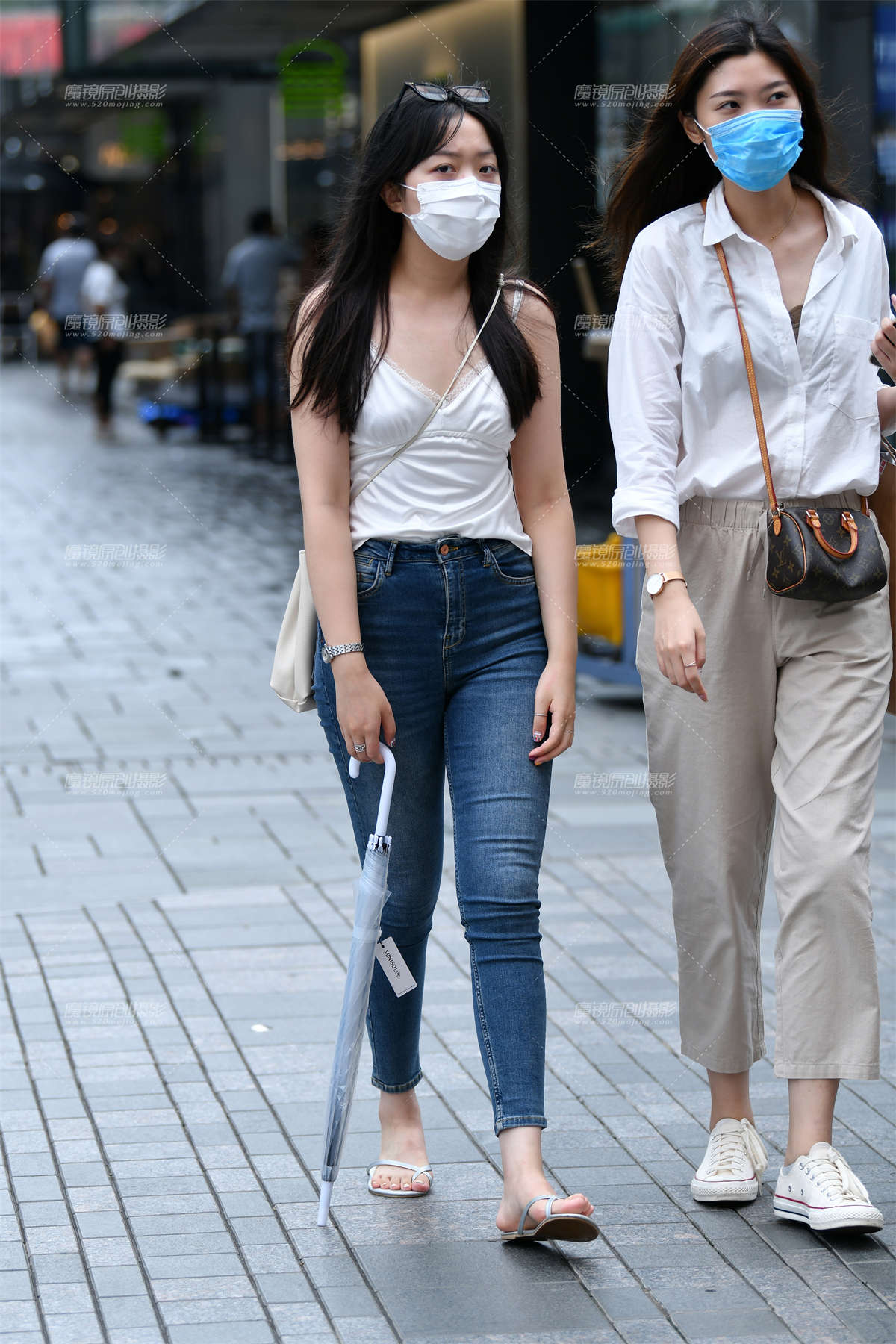 ★文静牛仔裤美女-日更街拍