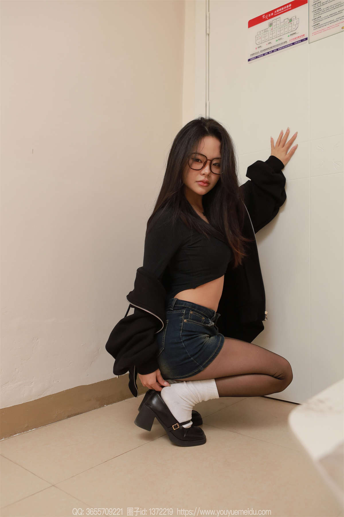 图片[2]-IESS异思趣向 2025.01.26 丝享家1960：兔兔 黑丝沙发-日更街拍