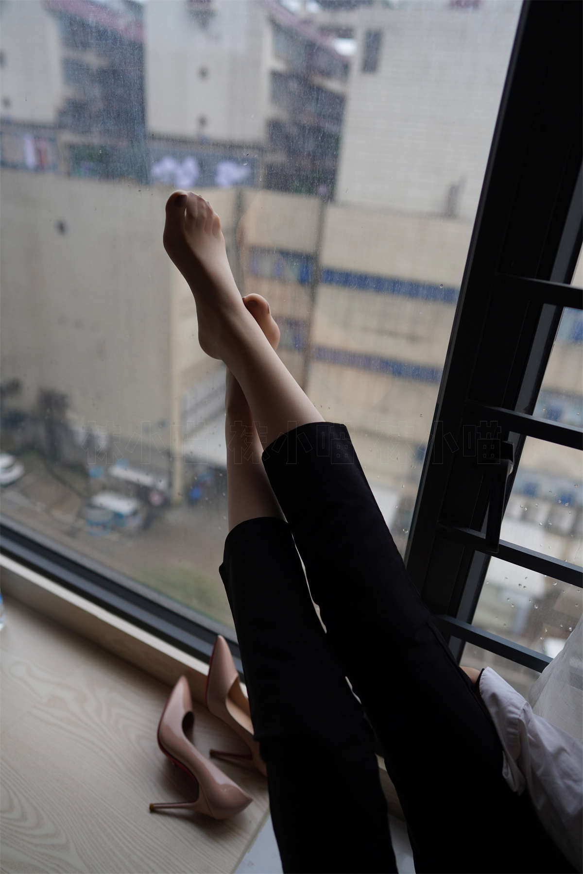 kittyWawa袜小喵 KT284 窗台-日更街拍