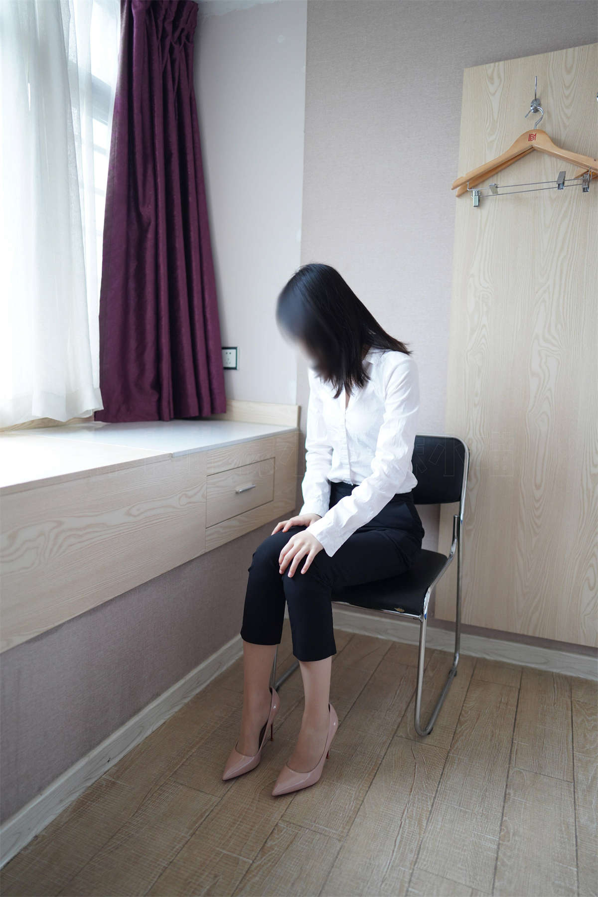 图片[2]-kittyWawa袜小喵 KT284 窗台-日更街拍