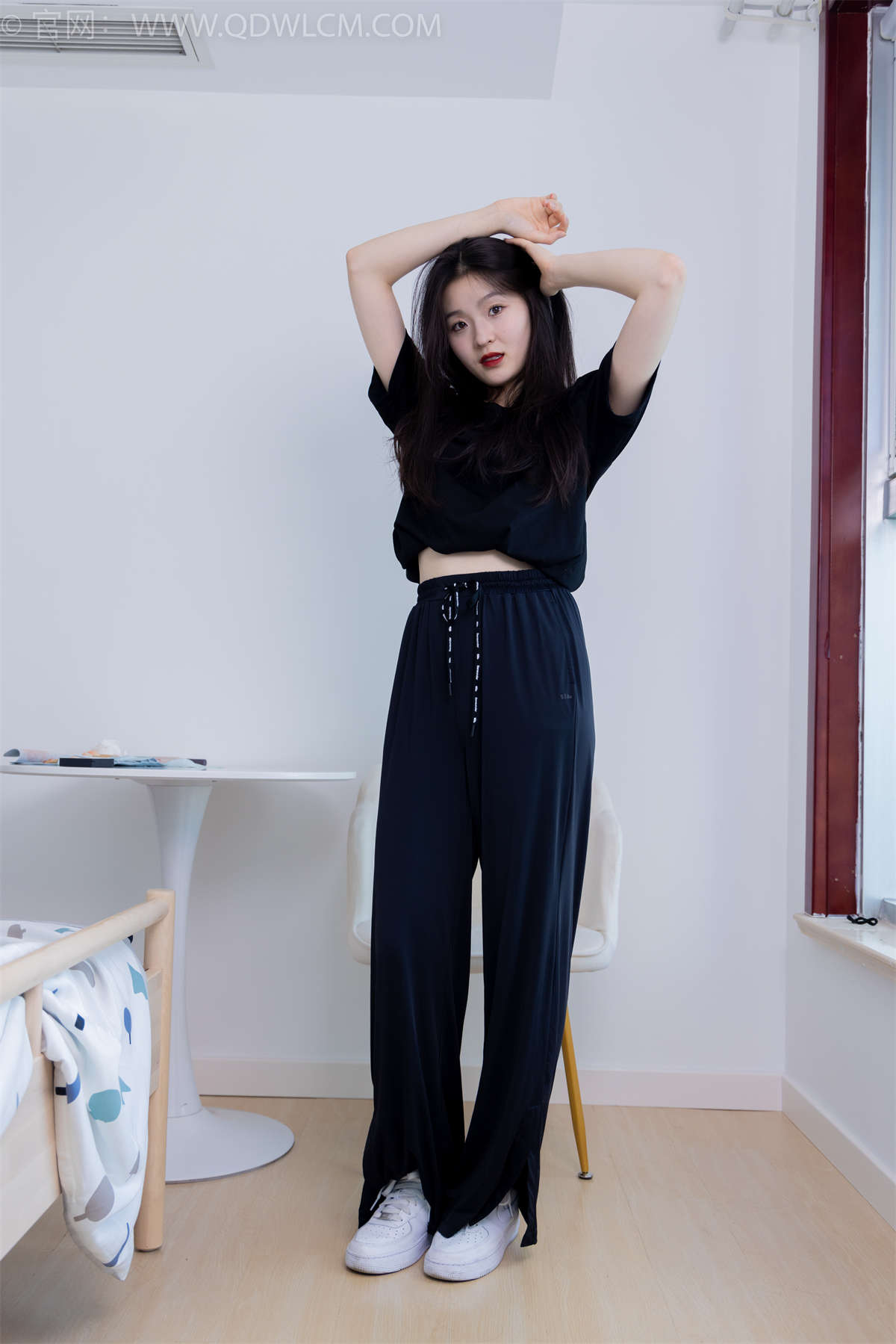 物恋传媒 NO.1729 青柠-镜花水月-日更街拍