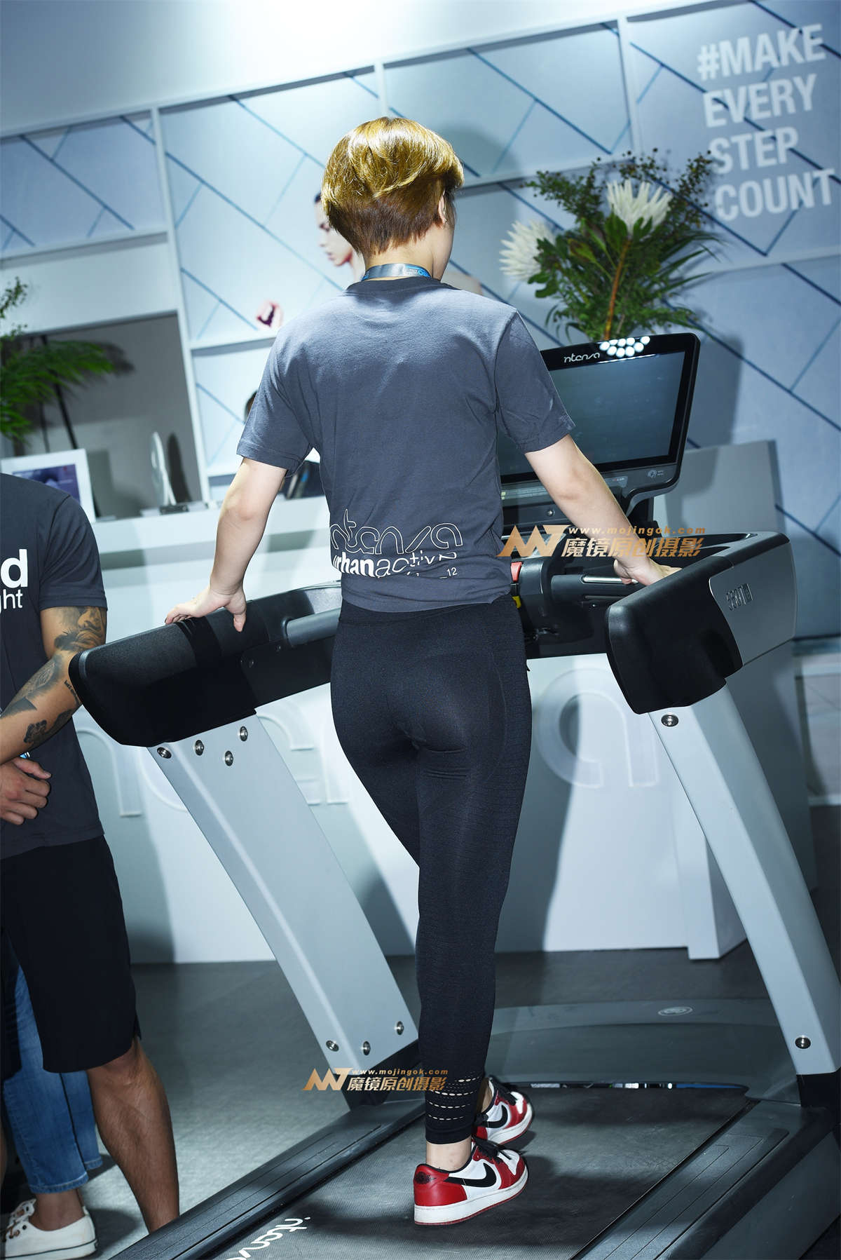 图片[2]-【咔喳赛贴】有文静一面-日更街拍