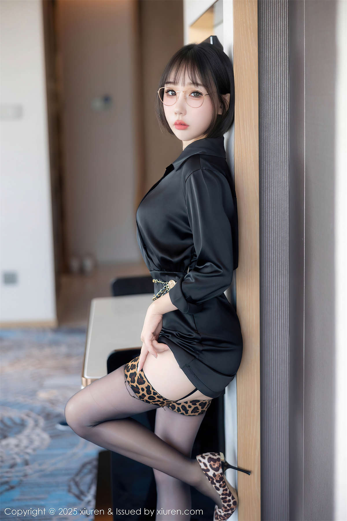 图片[2]-Xiuren秀人网 2025.01.03 NO.9701 波巧酱-日更街拍
