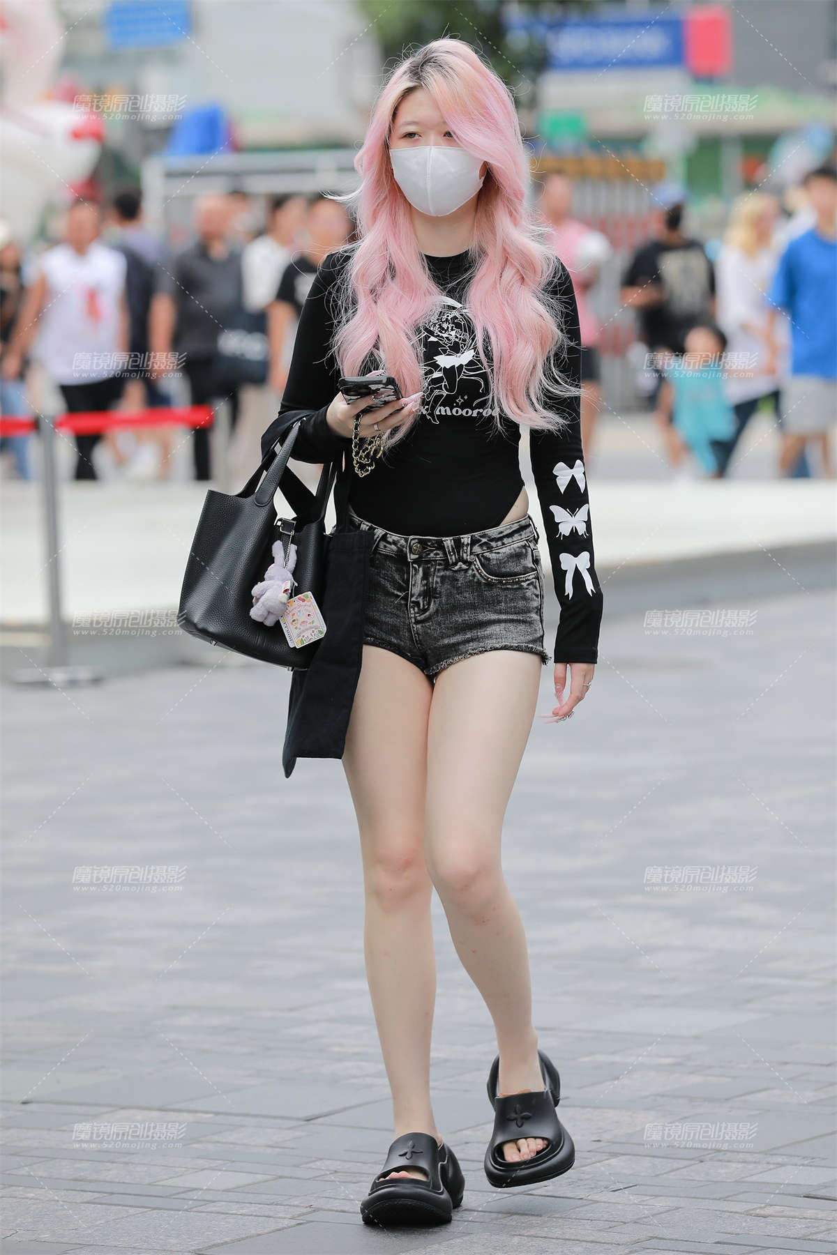 黑色超短超紧牛热-日更街拍