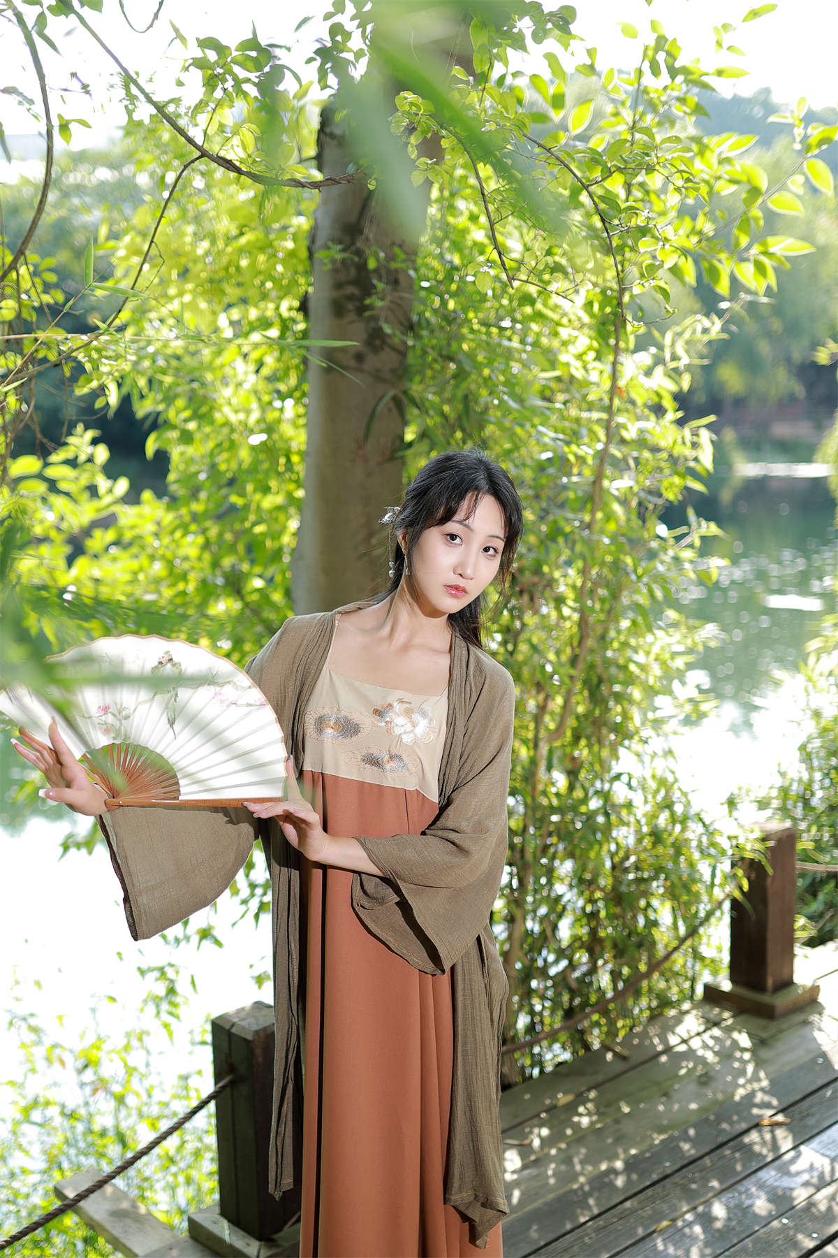 YITUYU艺图语 2023.09.17 怦然心动 搽小兔插图1