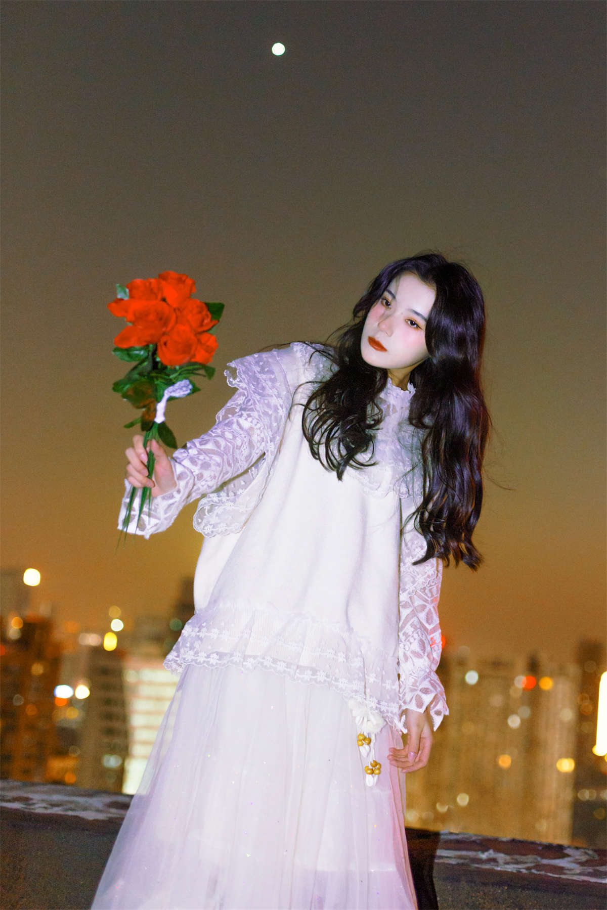 YITUYU艺图语 2022.08.20 浪漫出逃 静鏡婧-日更街拍