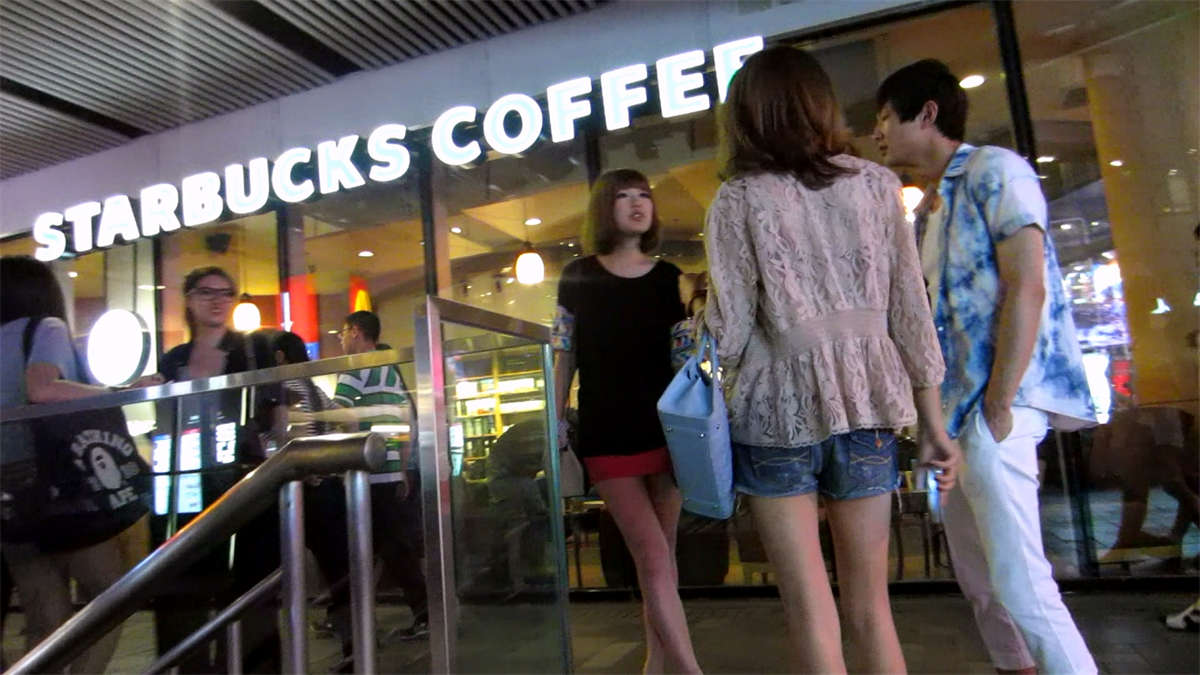 图片[2]-美女粉色齐B包臀短裙-日更街拍