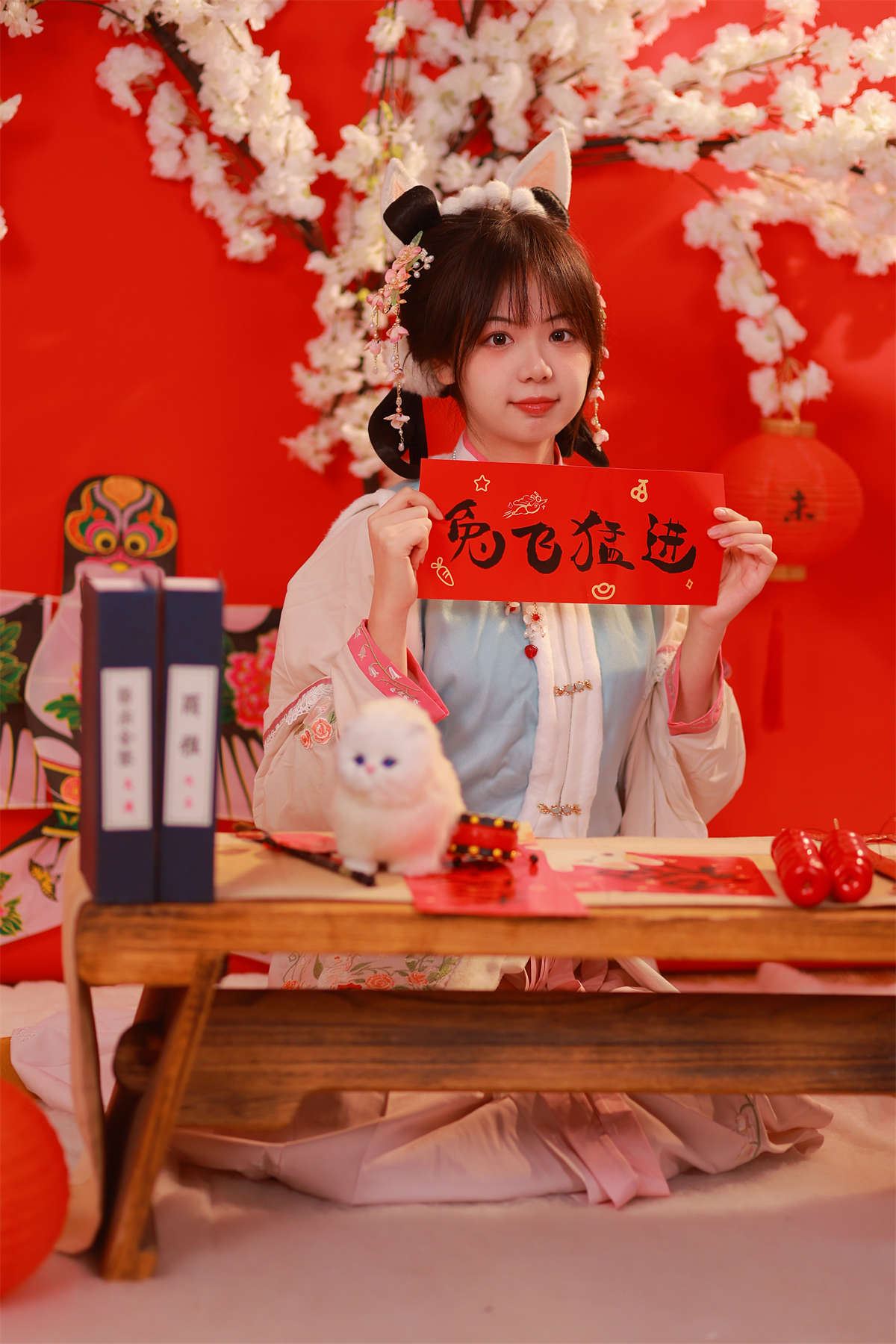 YITUYU艺图语 2023.06.22 贺新春 暮烟色CC-日更街拍