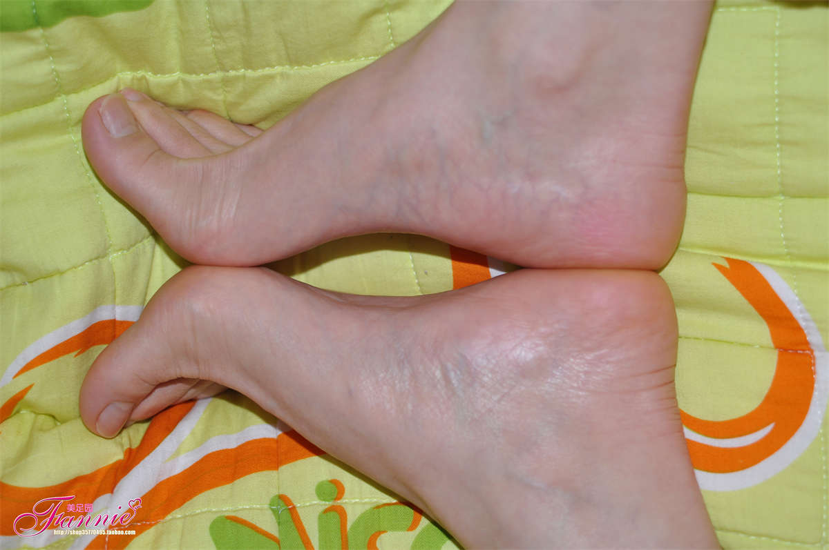 Fannie芬妮美足园NO.379 夜的乐章（3）-日更街拍