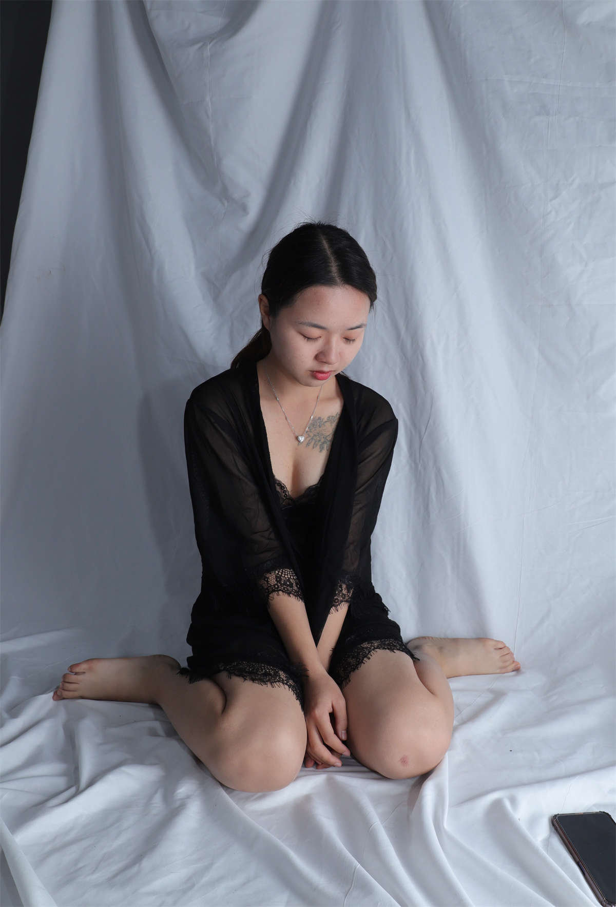 aappary摄影 No.027 淇淇穿上调情装秀美脚-日更街拍