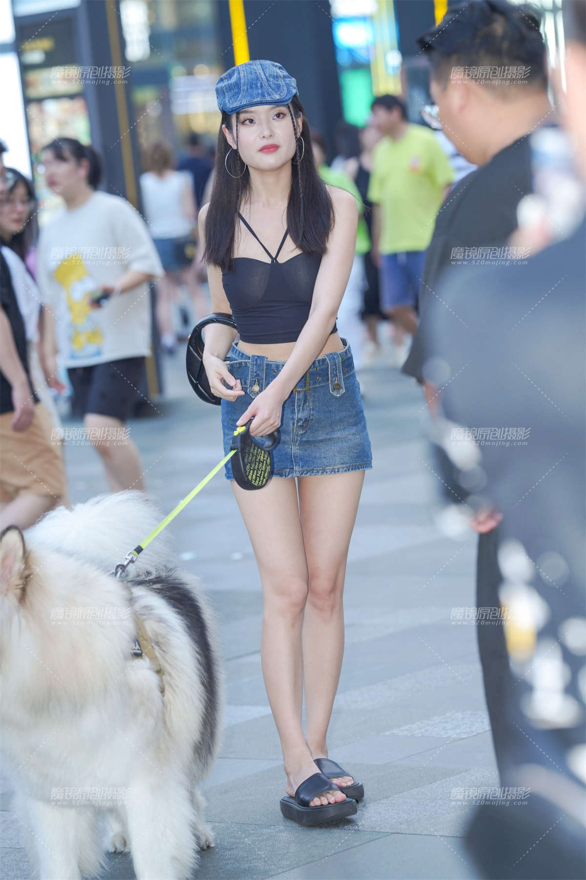 图片[2]-牛仔裙美眉-日更街拍