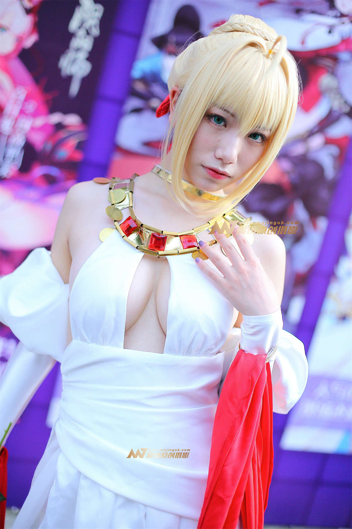 粉嫩cosplay-日更街拍