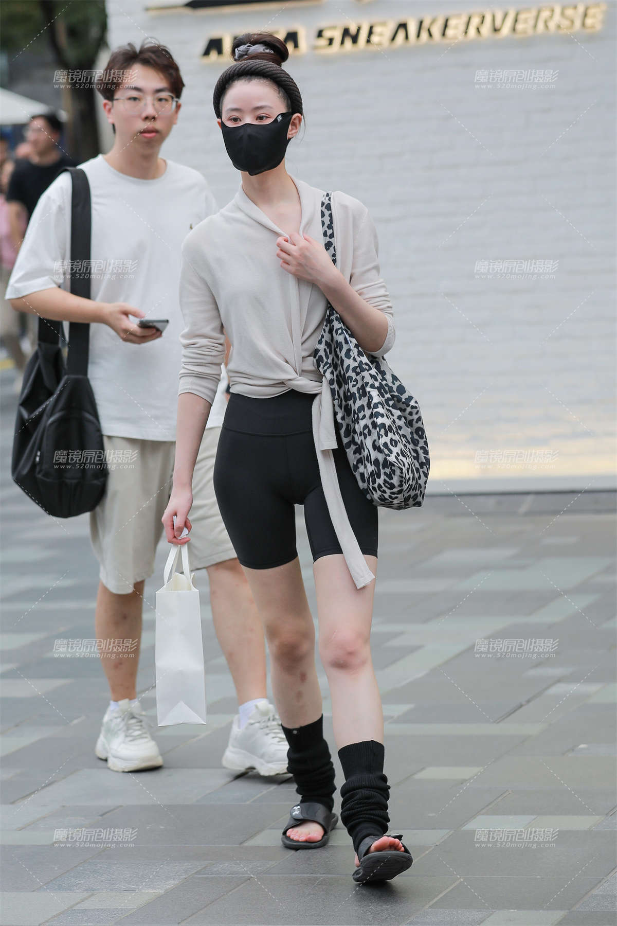 图片[2]-黑色瑜伽短裤-日更街拍