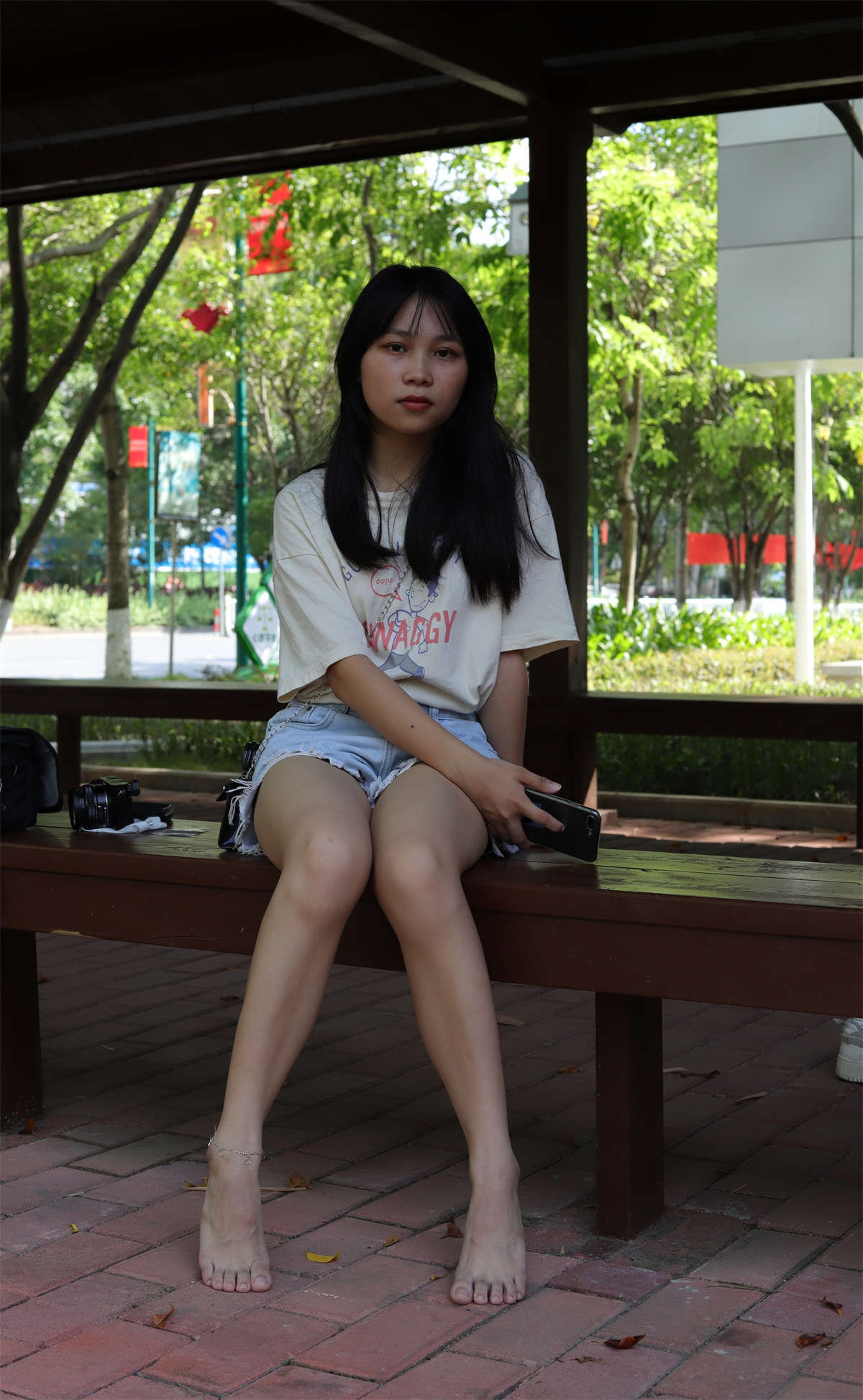 图片[2]-aappary摄影 No.029 小然同学的36码可爱小脚-日更街拍