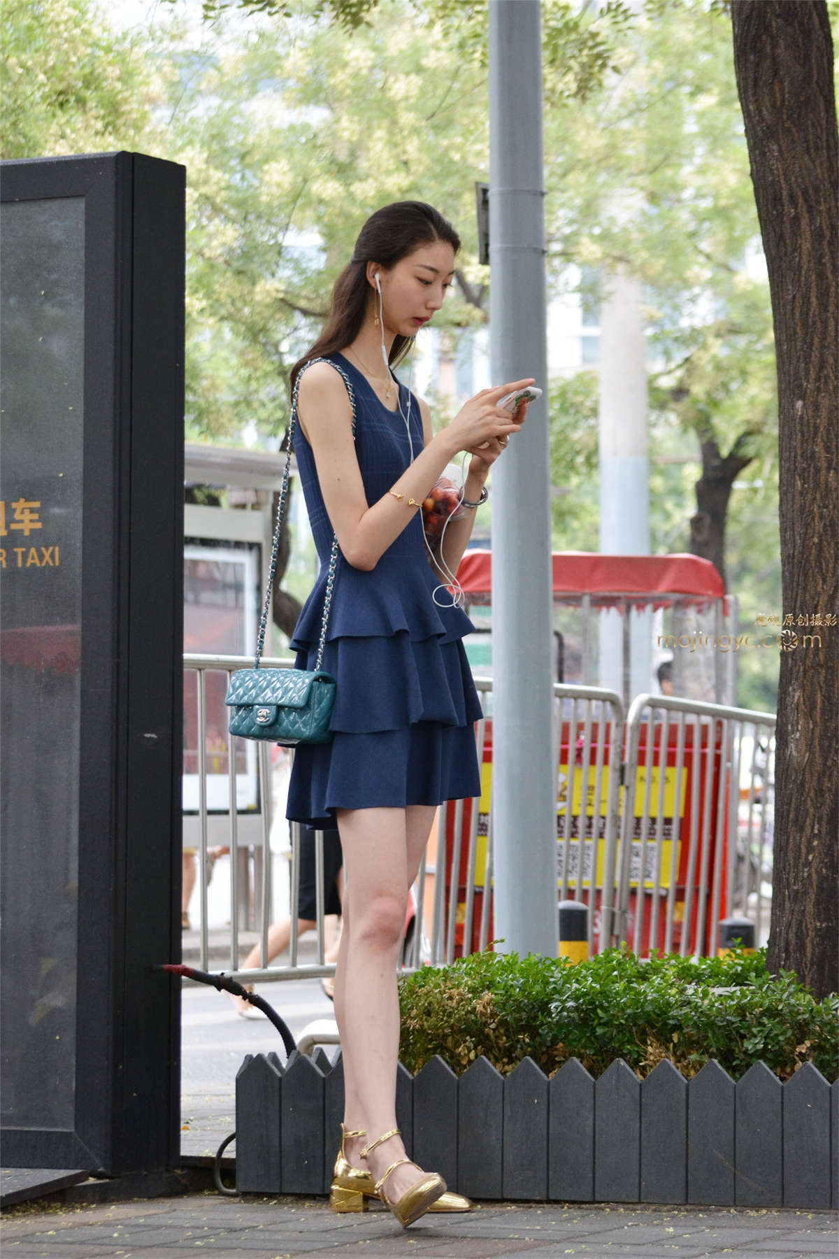 16.7.23 长腿清纯妹妹-日更街拍