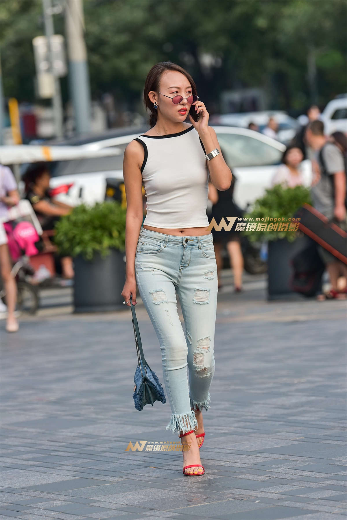 性感气质紧牛女郎-日更街拍