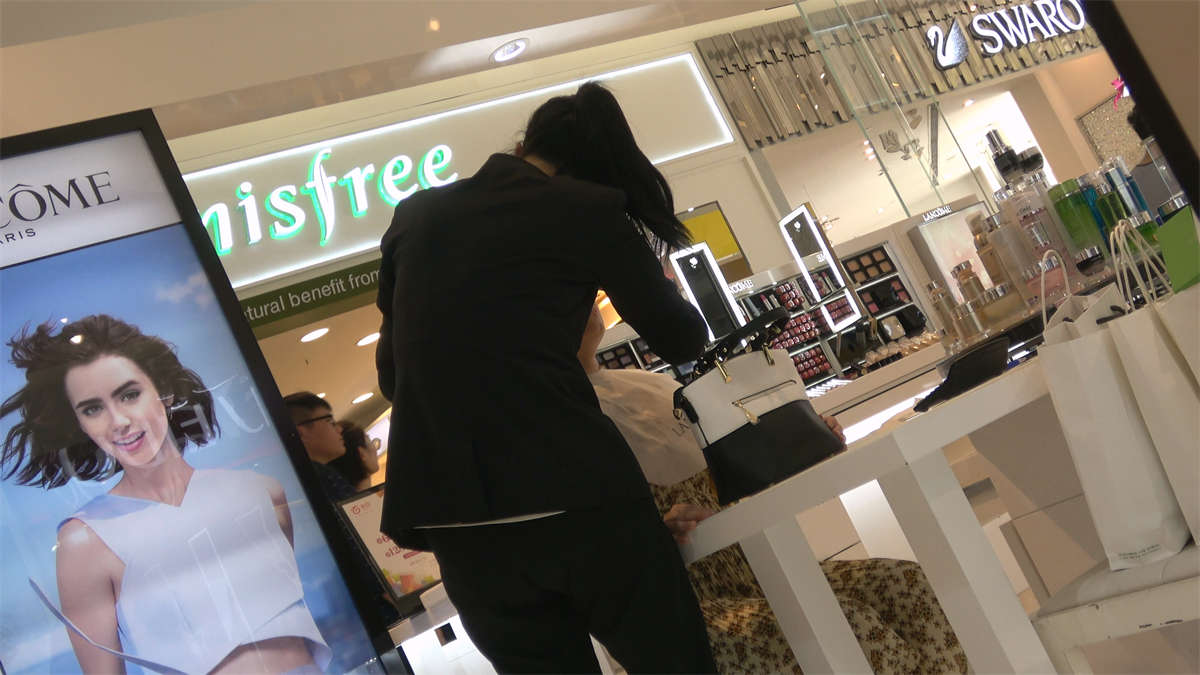 图片[2]-短丝袜黑色的-日更街拍