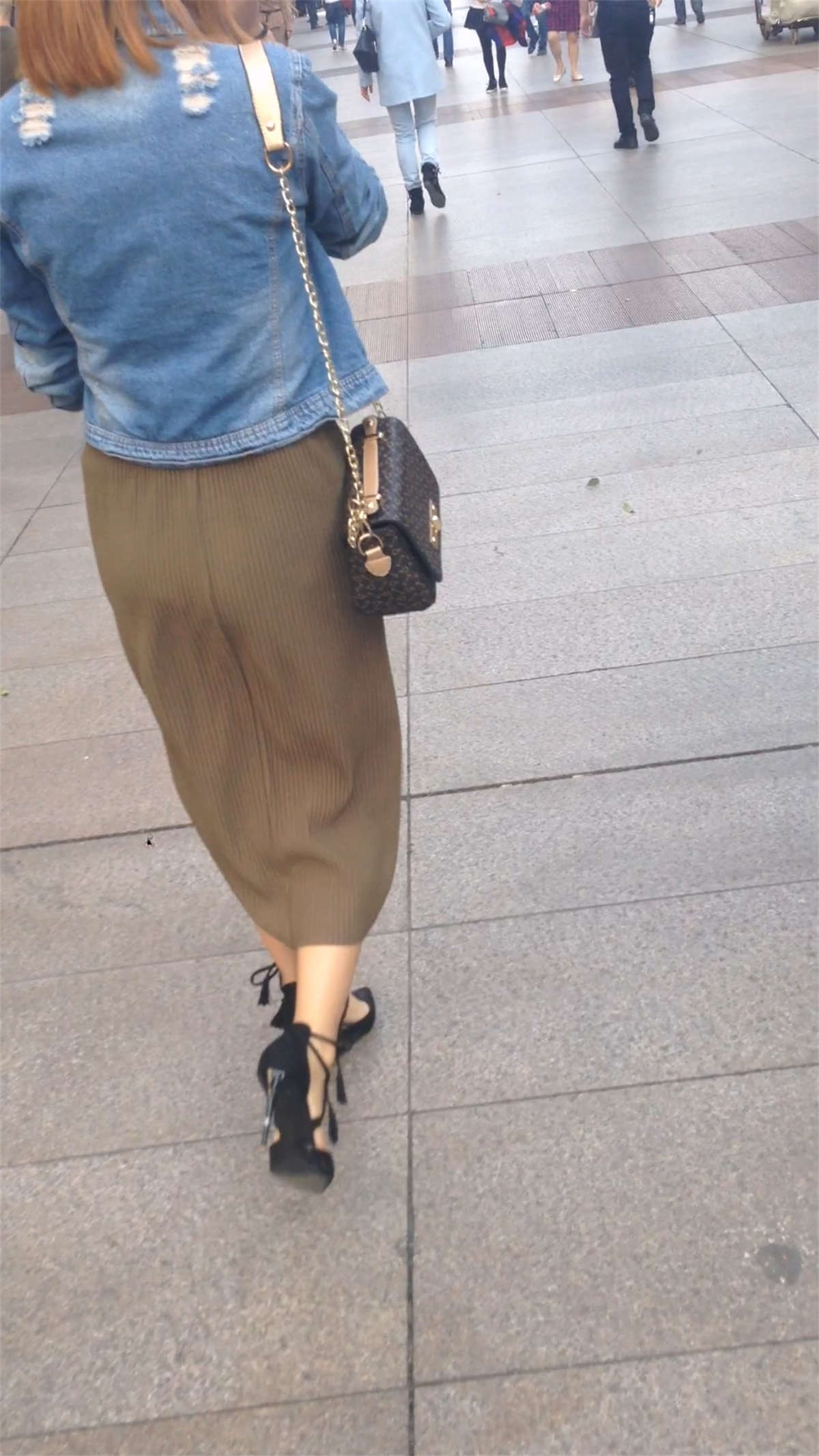 图片[2]-黑凉高美女-日更街拍